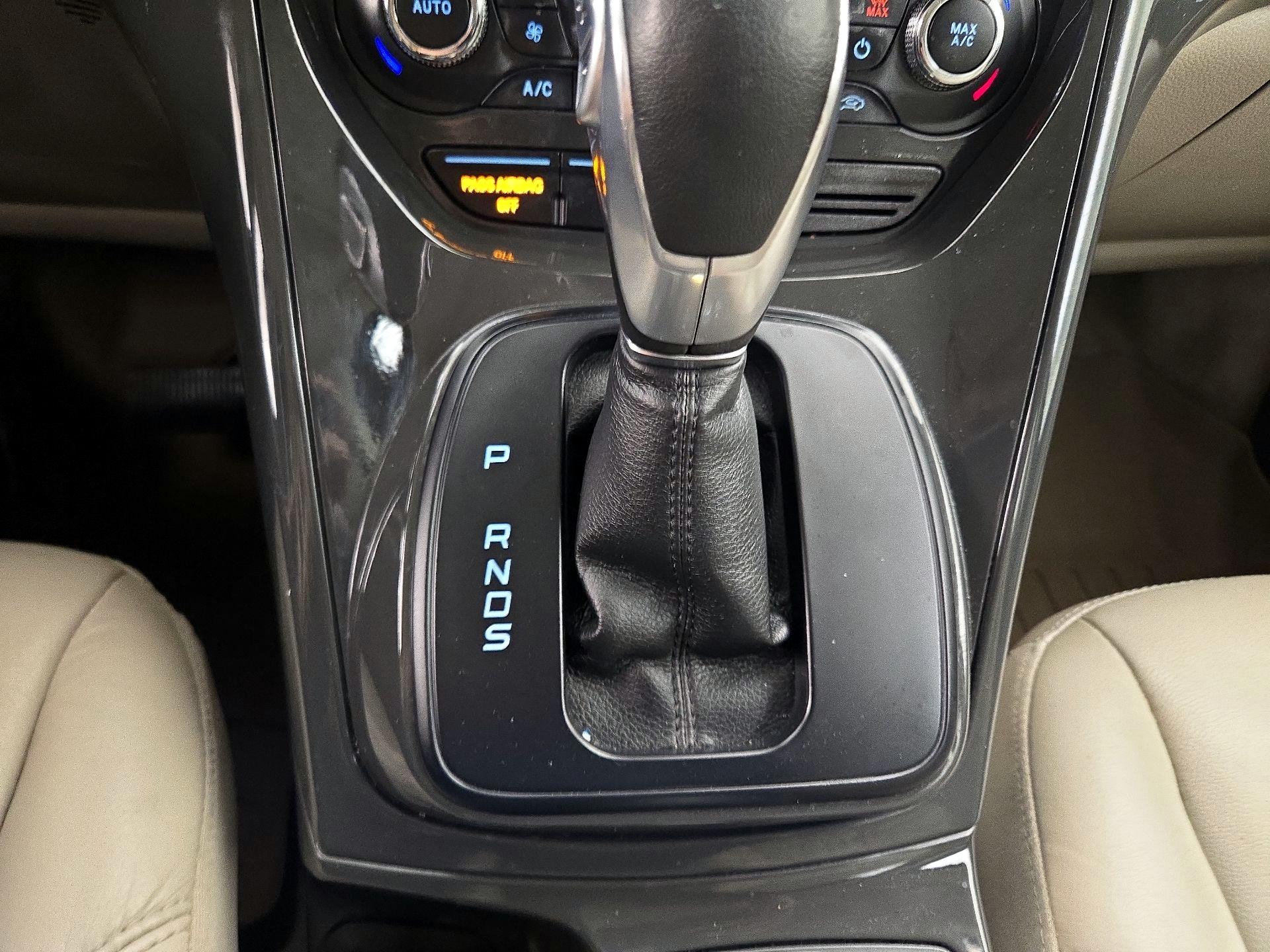 Thumbnail: 2016 Ford Escape - 18