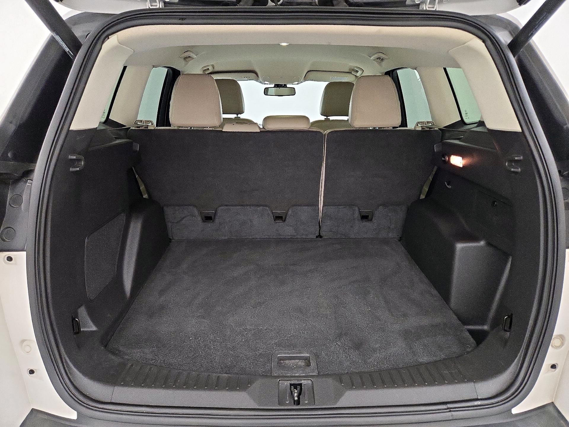 Thumbnail: 2016 Ford Escape - 20