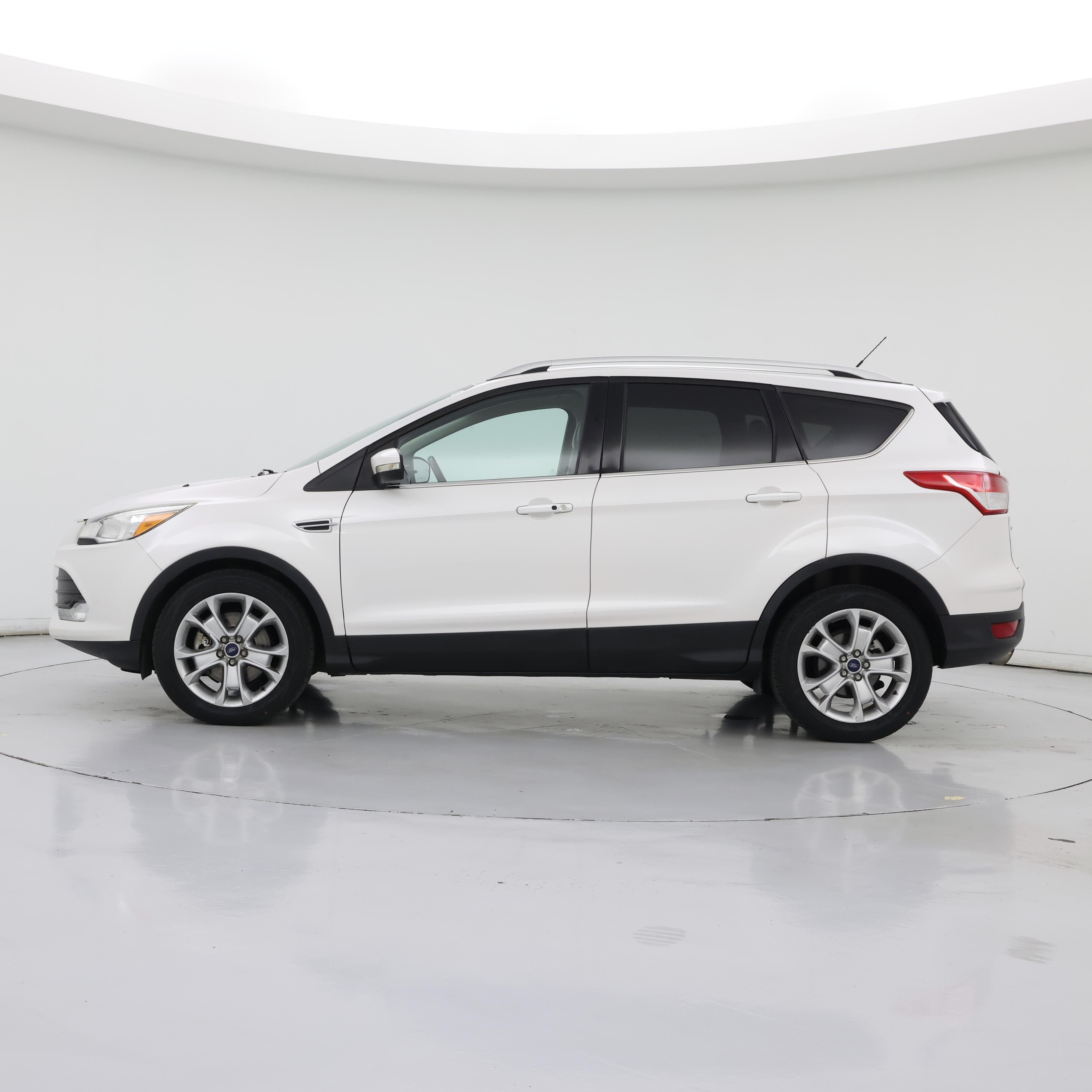 Thumbnail: 2016 Ford Escape - 3