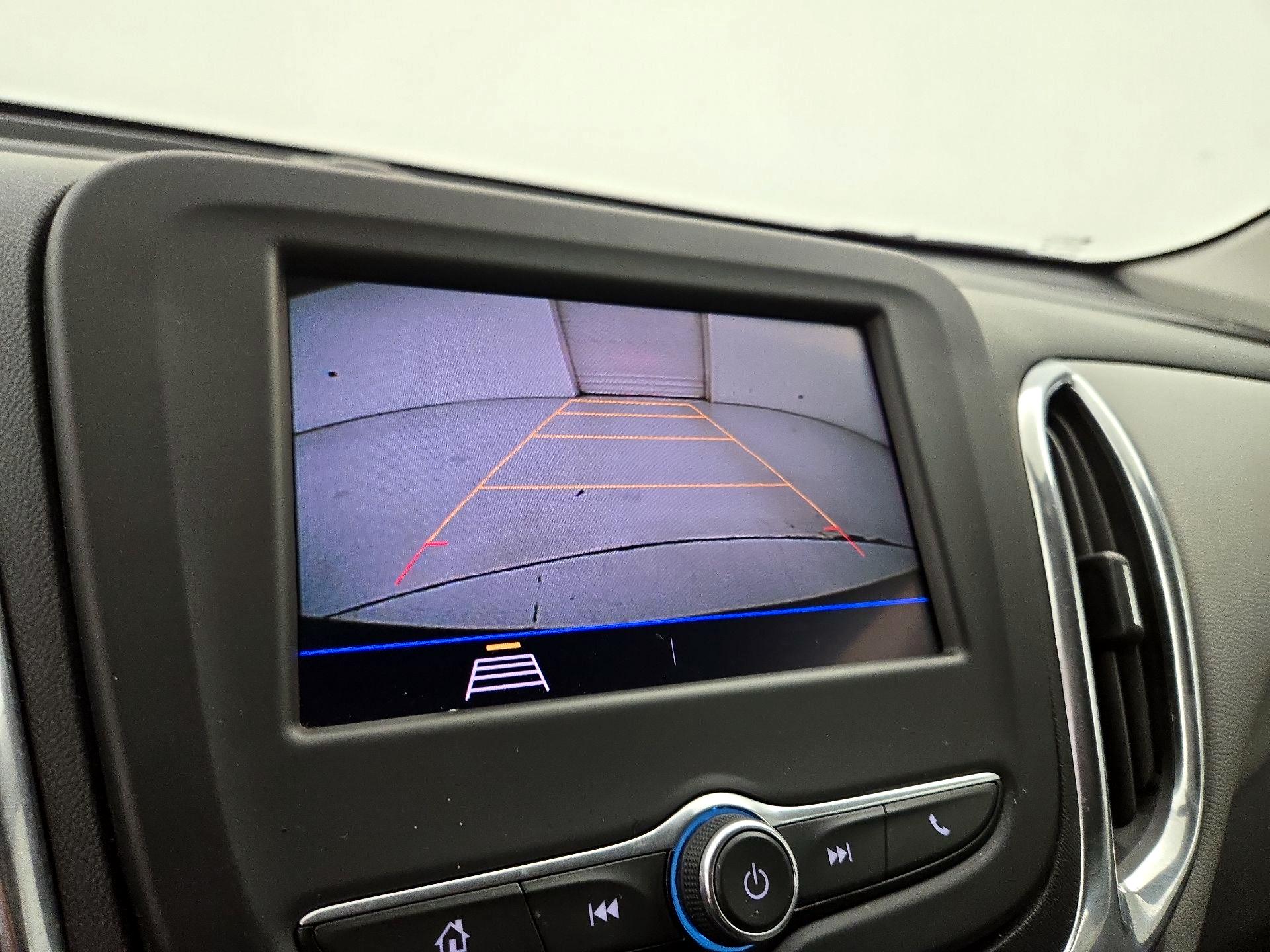 Thumbnail: 2020 Chevrolet Equinox - 14