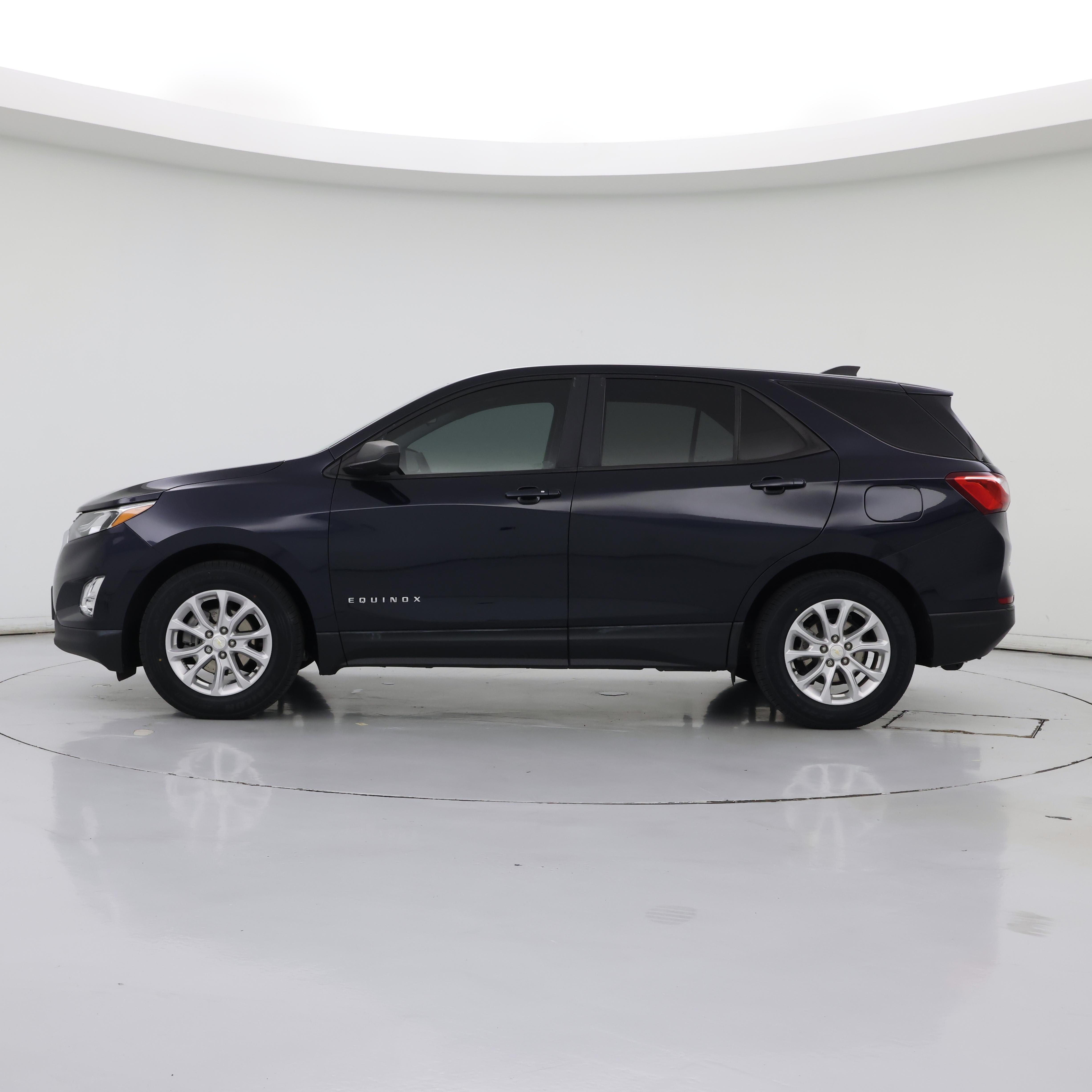 Thumbnail: 2020 Chevrolet Equinox - 3