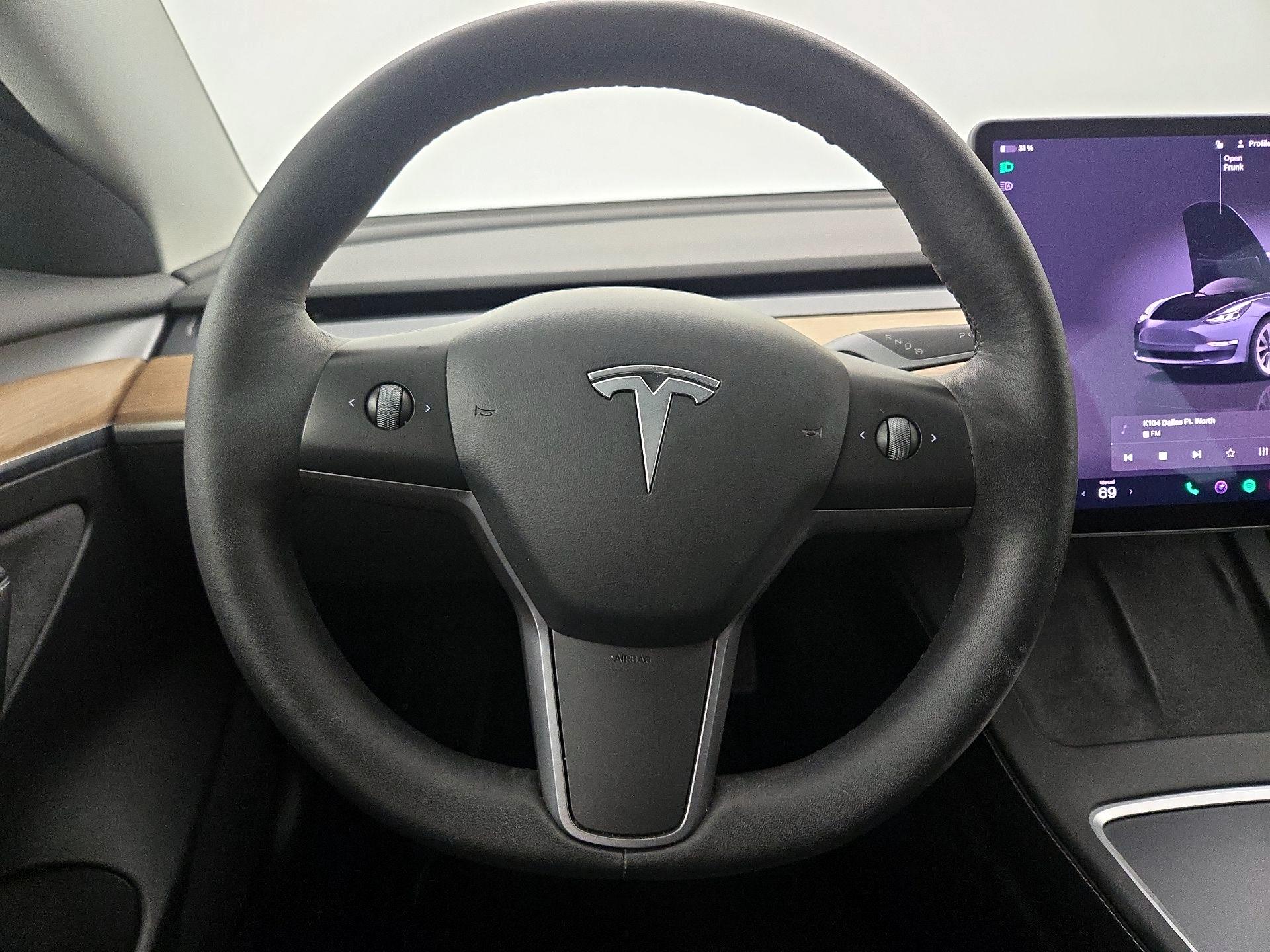 Thumbnail: 2022 Tesla Model 3 - 10