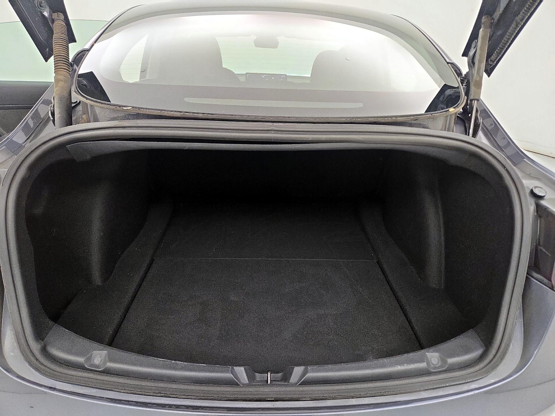 Thumbnail: 2022 Tesla Model 3 - 20