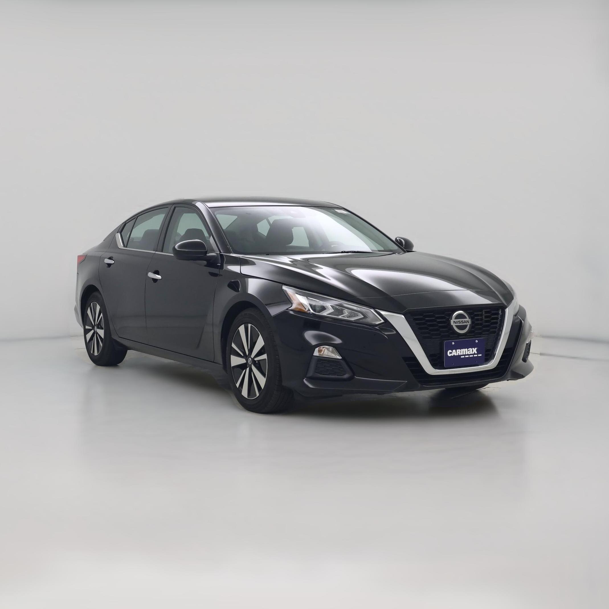 Thumbnail: 2022 Nissan Altima - 1