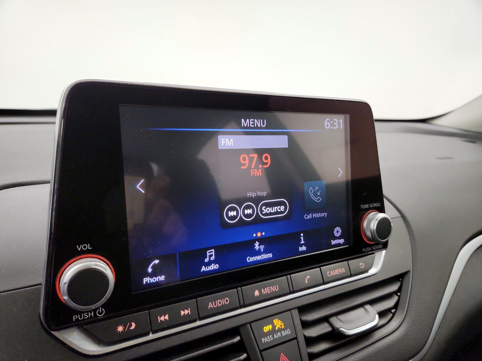 Thumbnail: 2022 Nissan Altima - 15