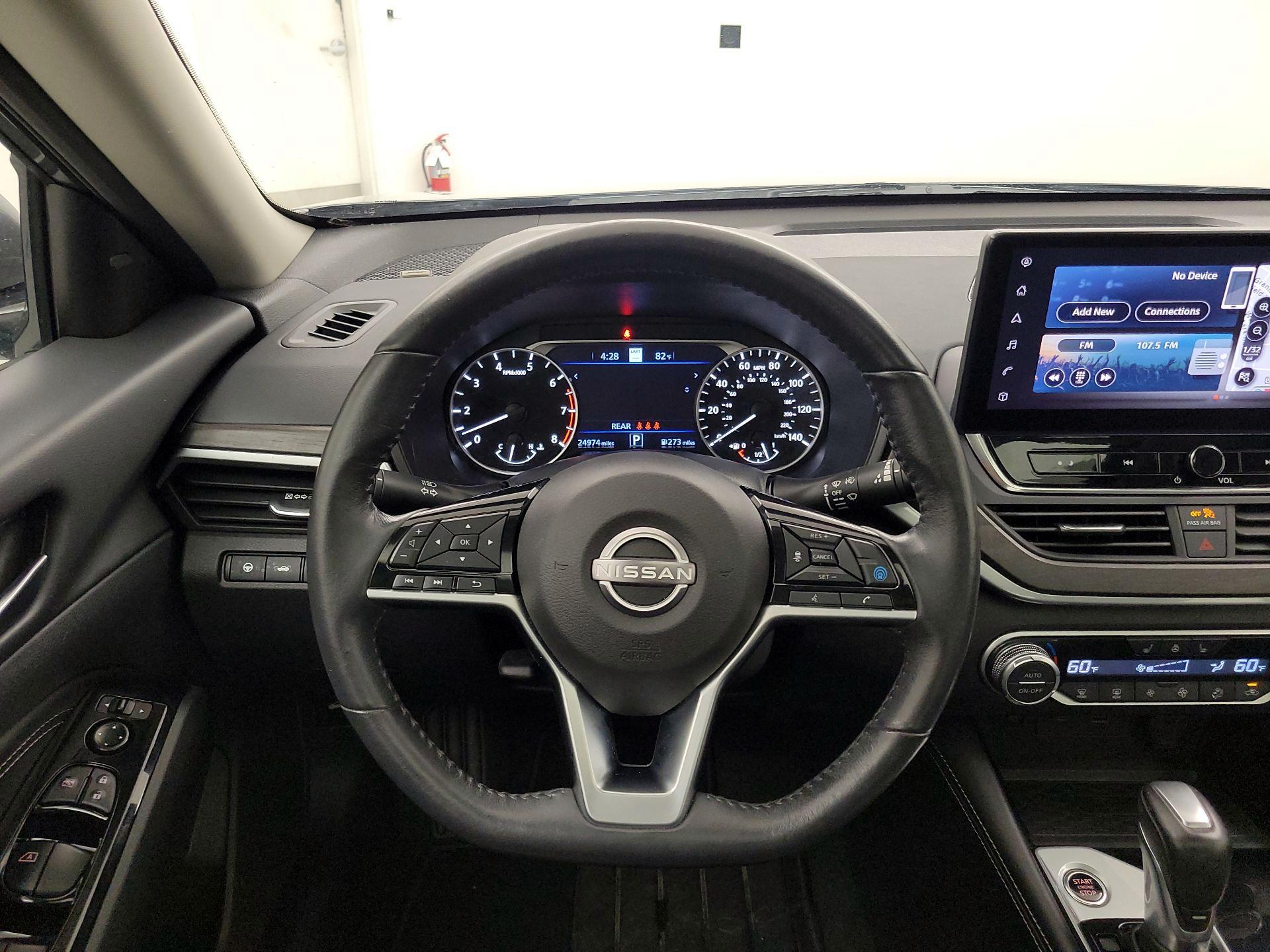 Thumbnail: 2023 Nissan Altima - 10