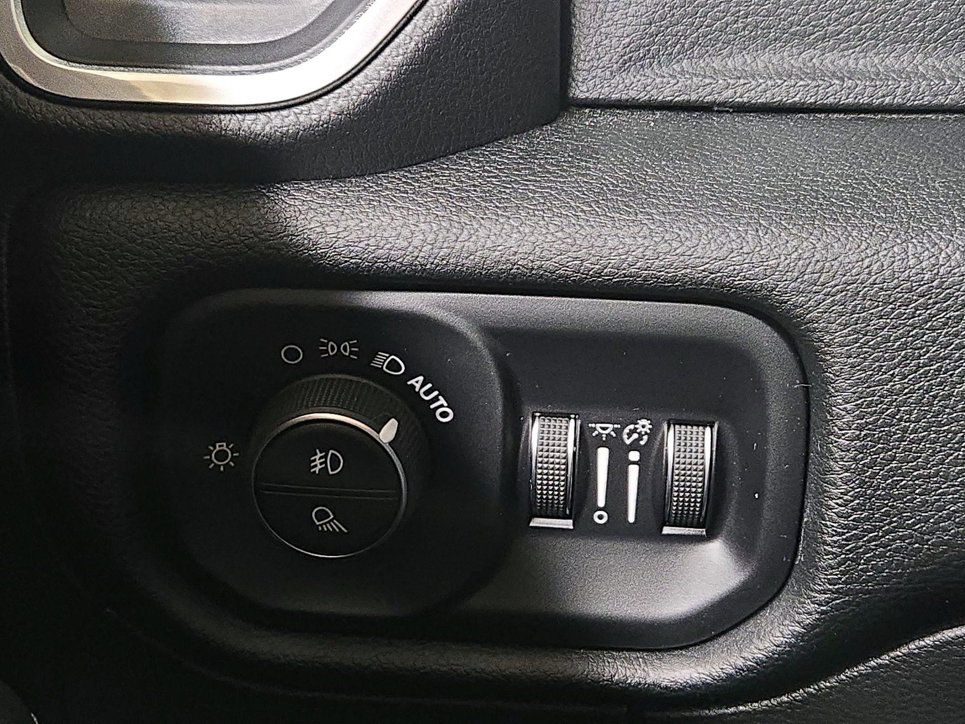 Thumbnail: 2022 RAM 1500 - 13