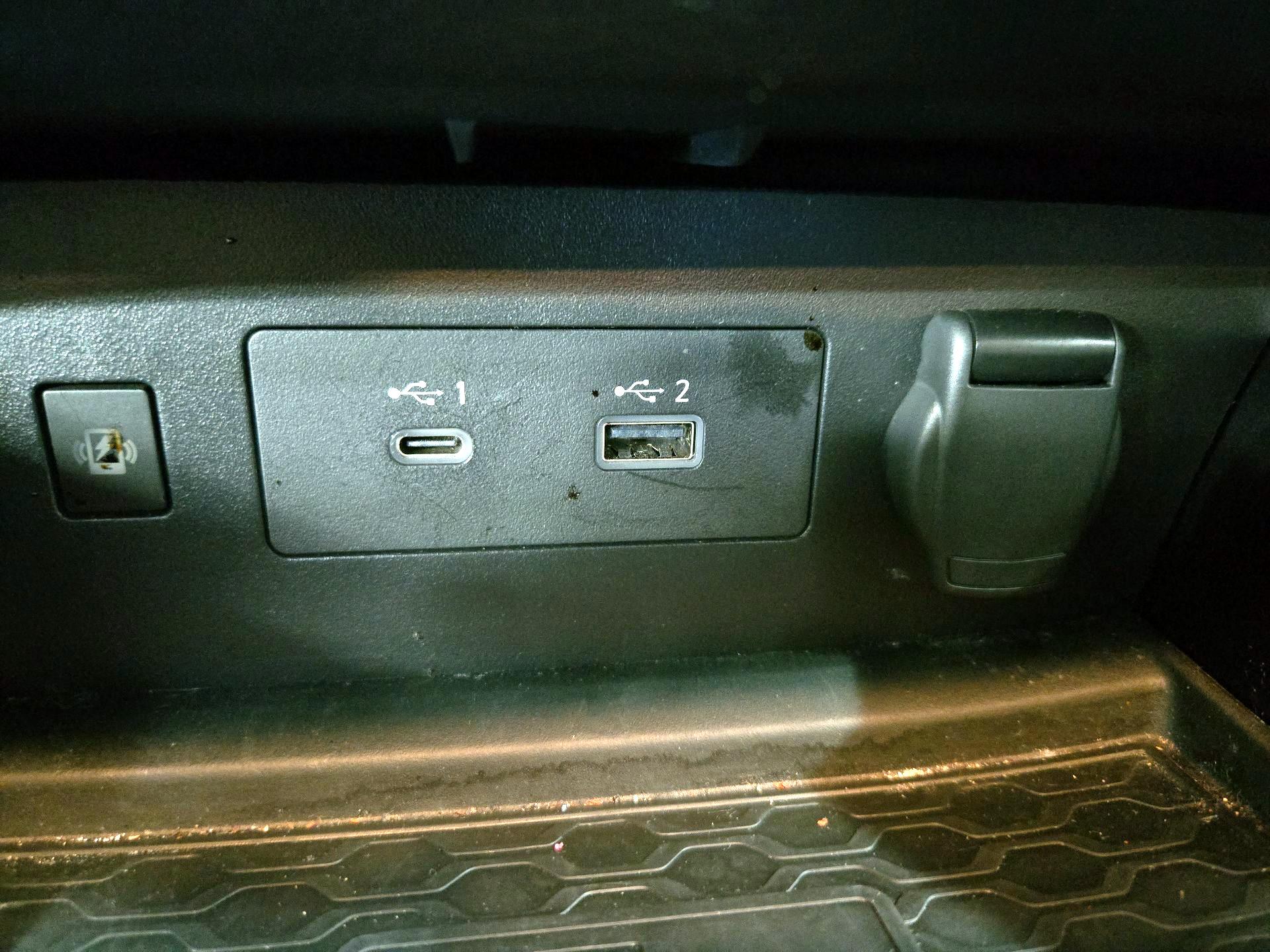 Thumbnail: 2023 Nissan Altima - 18