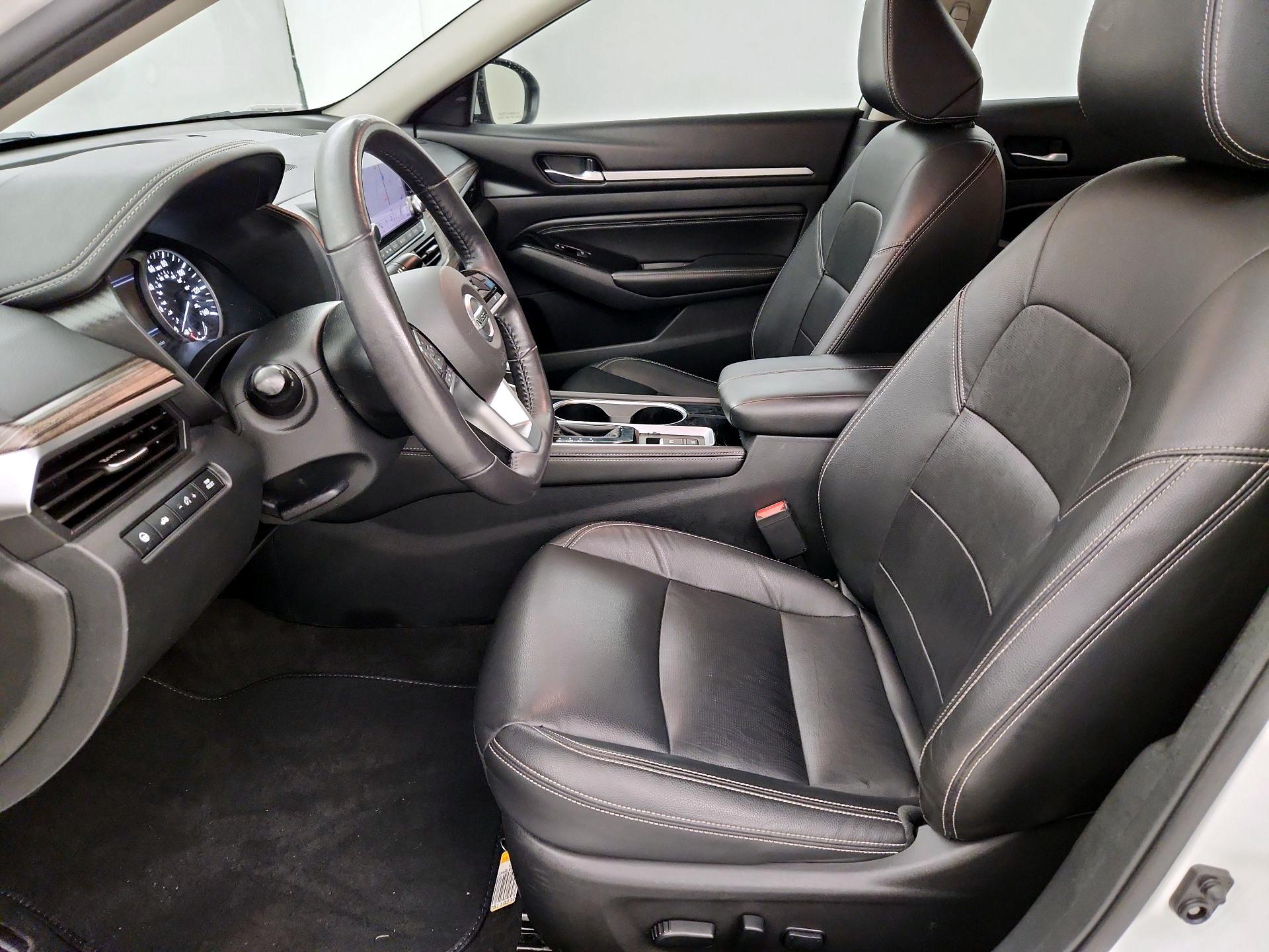 Thumbnail: 2022 Nissan Altima - 11