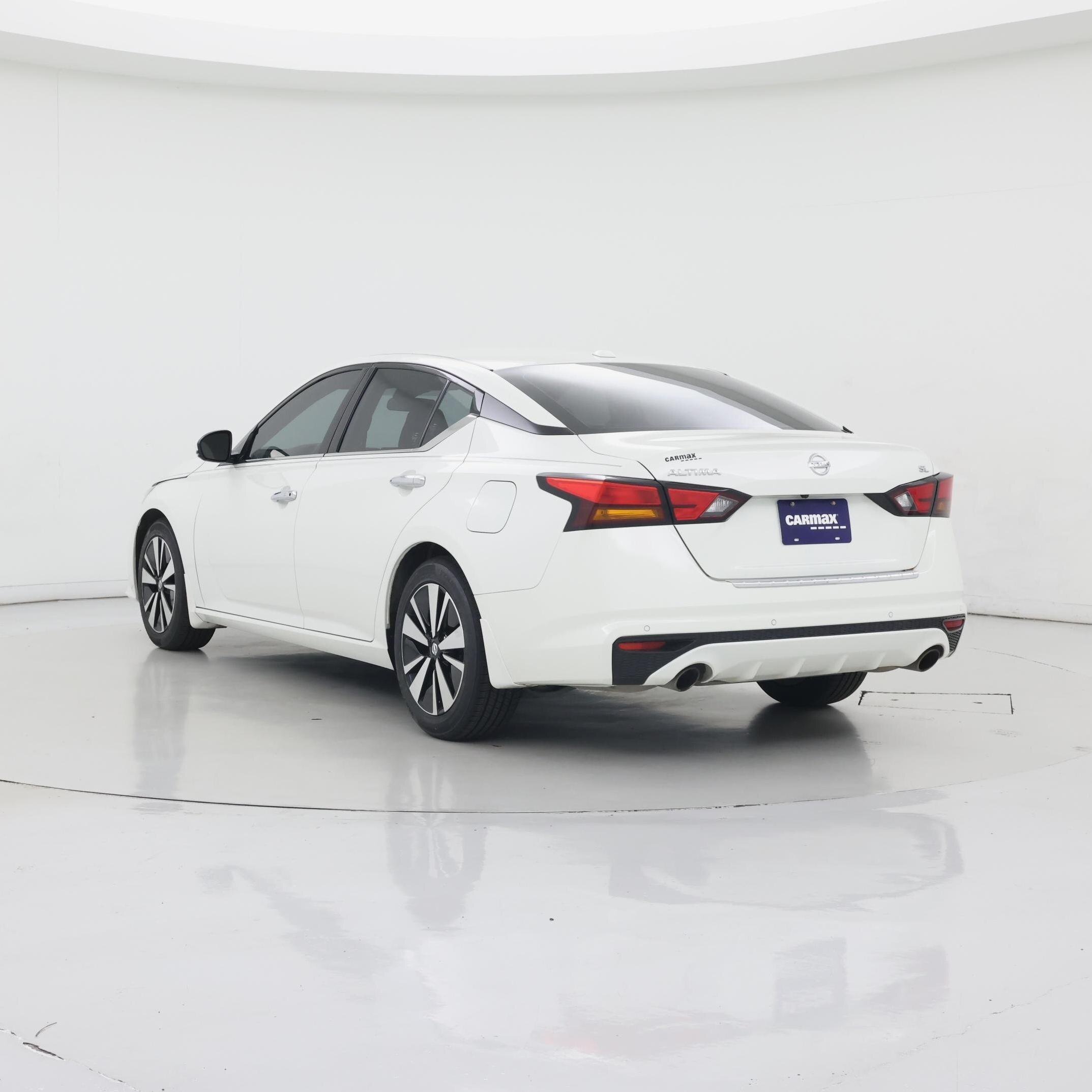 Thumbnail: 2022 Nissan Altima - 2