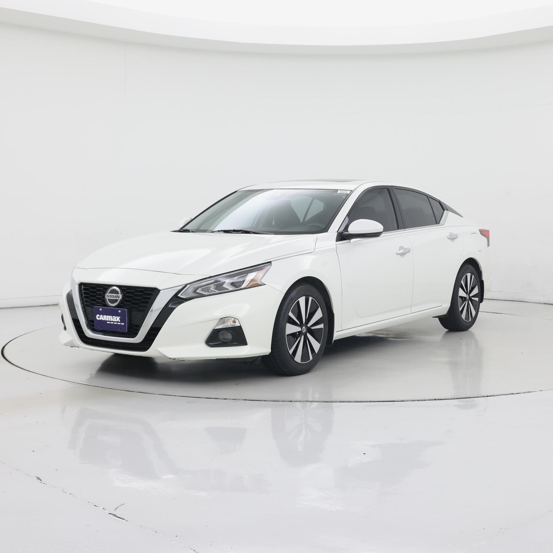 Thumbnail: 2022 Nissan Altima - 4