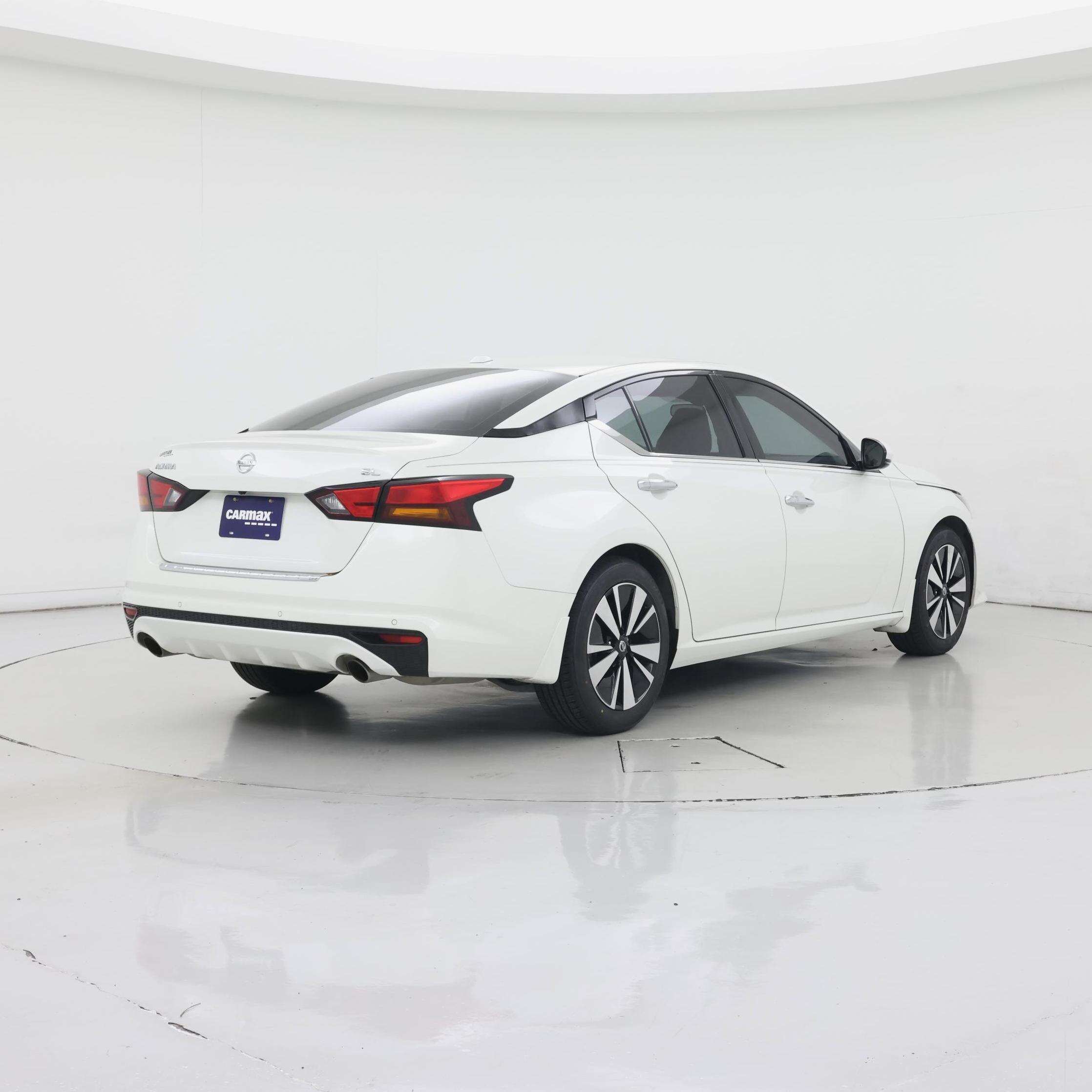 Thumbnail: 2022 Nissan Altima - 8