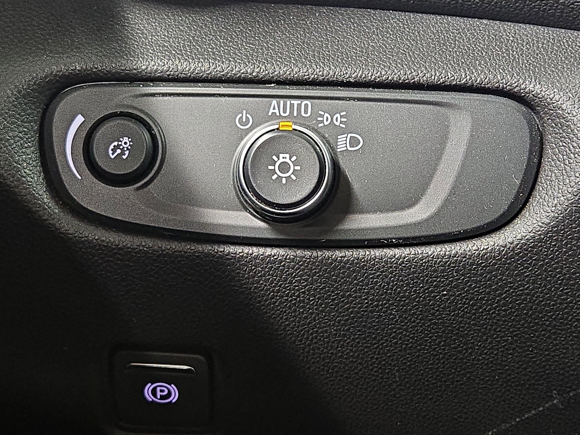 Thumbnail: 2023 Chevrolet Blazer - 13