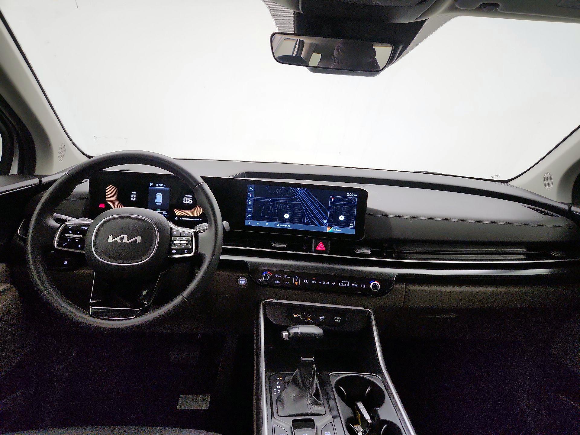 Thumbnail: 2025 Kia Carnival - 9