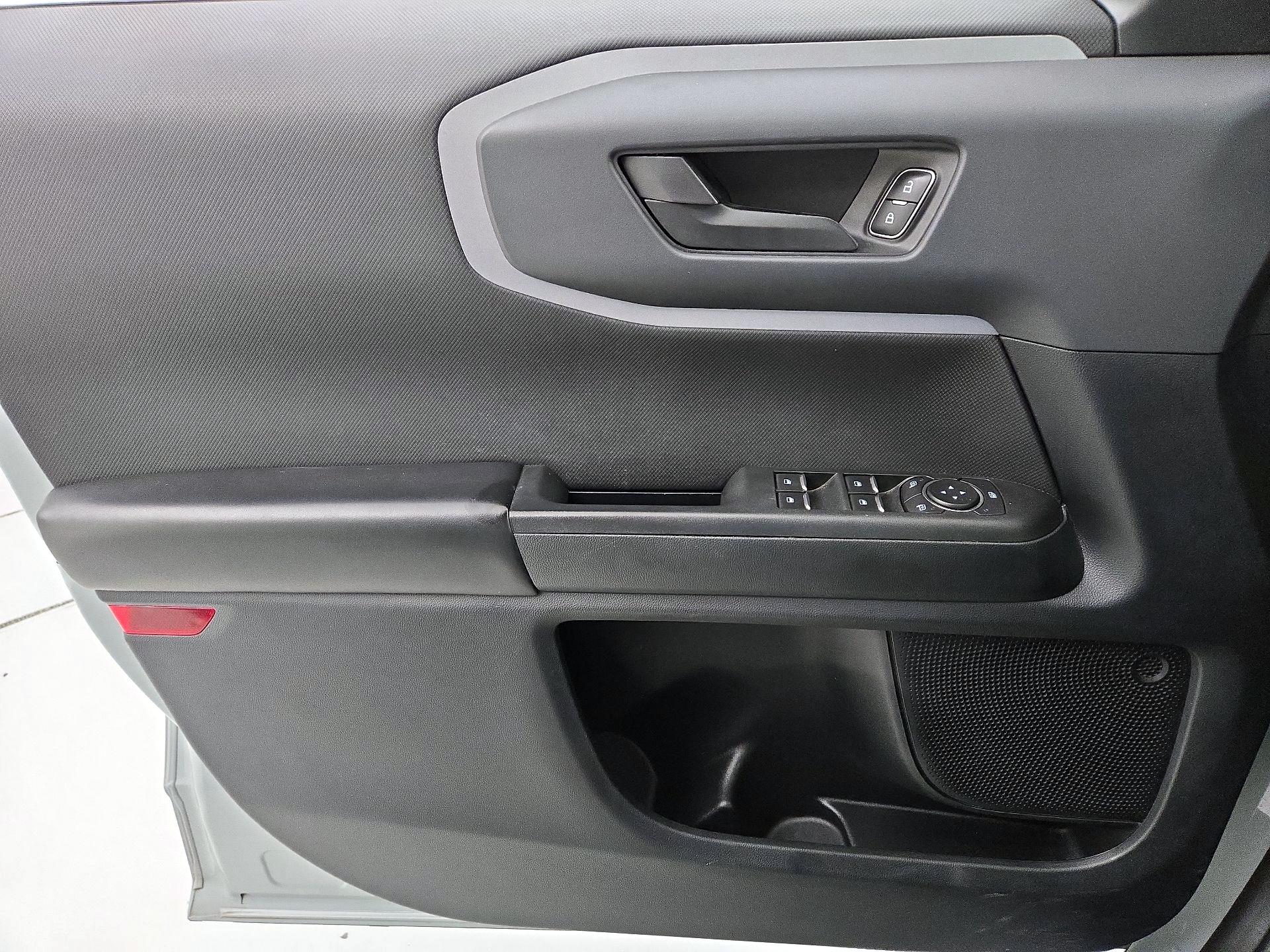 Thumbnail: 2022 Ford Bronco Sport - 12