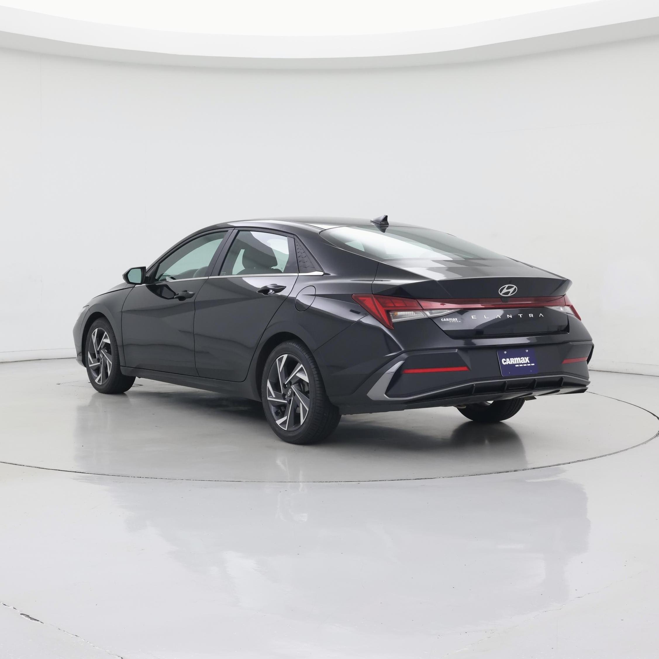 Thumbnail: 2024 Hyundai Elantra - 2