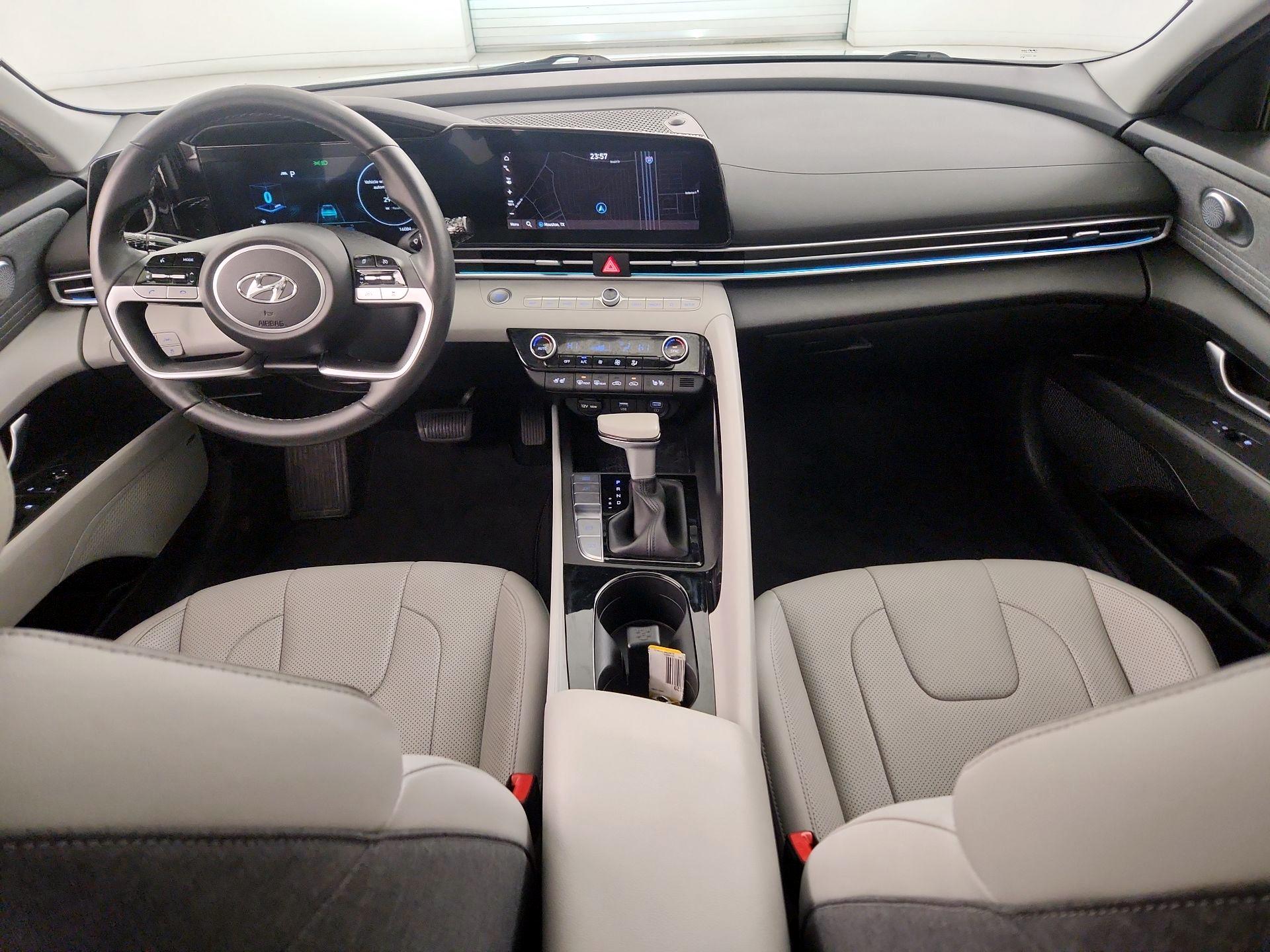 Thumbnail: 2023 Hyundai Elantra - 9