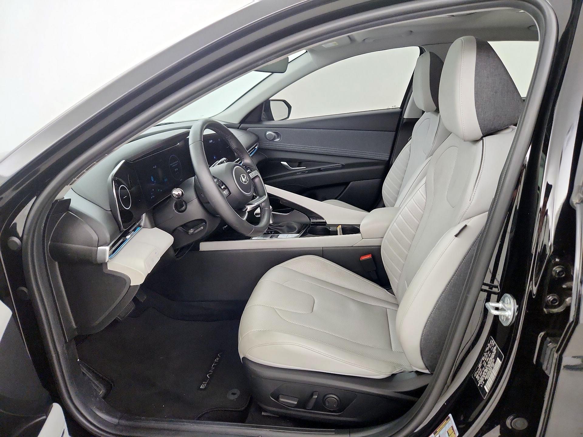 Thumbnail: 2023 Hyundai Elantra - 11