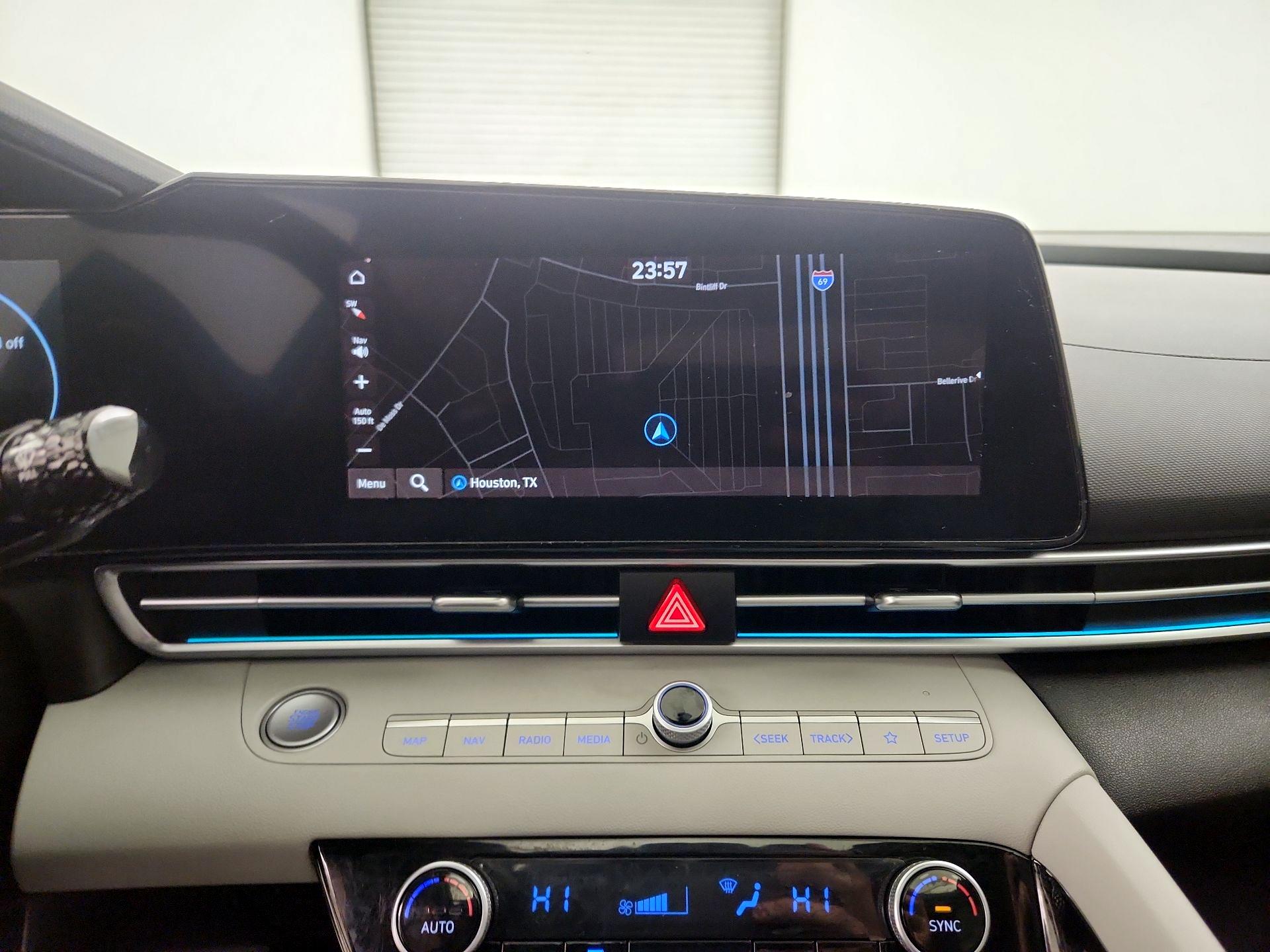 Thumbnail: 2023 Hyundai Elantra - 14