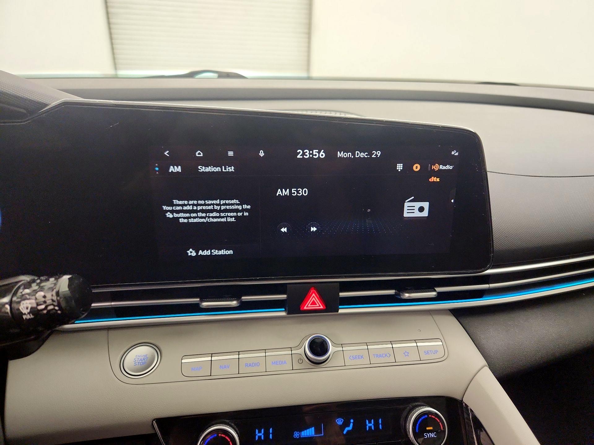 Thumbnail: 2023 Hyundai Elantra - 16