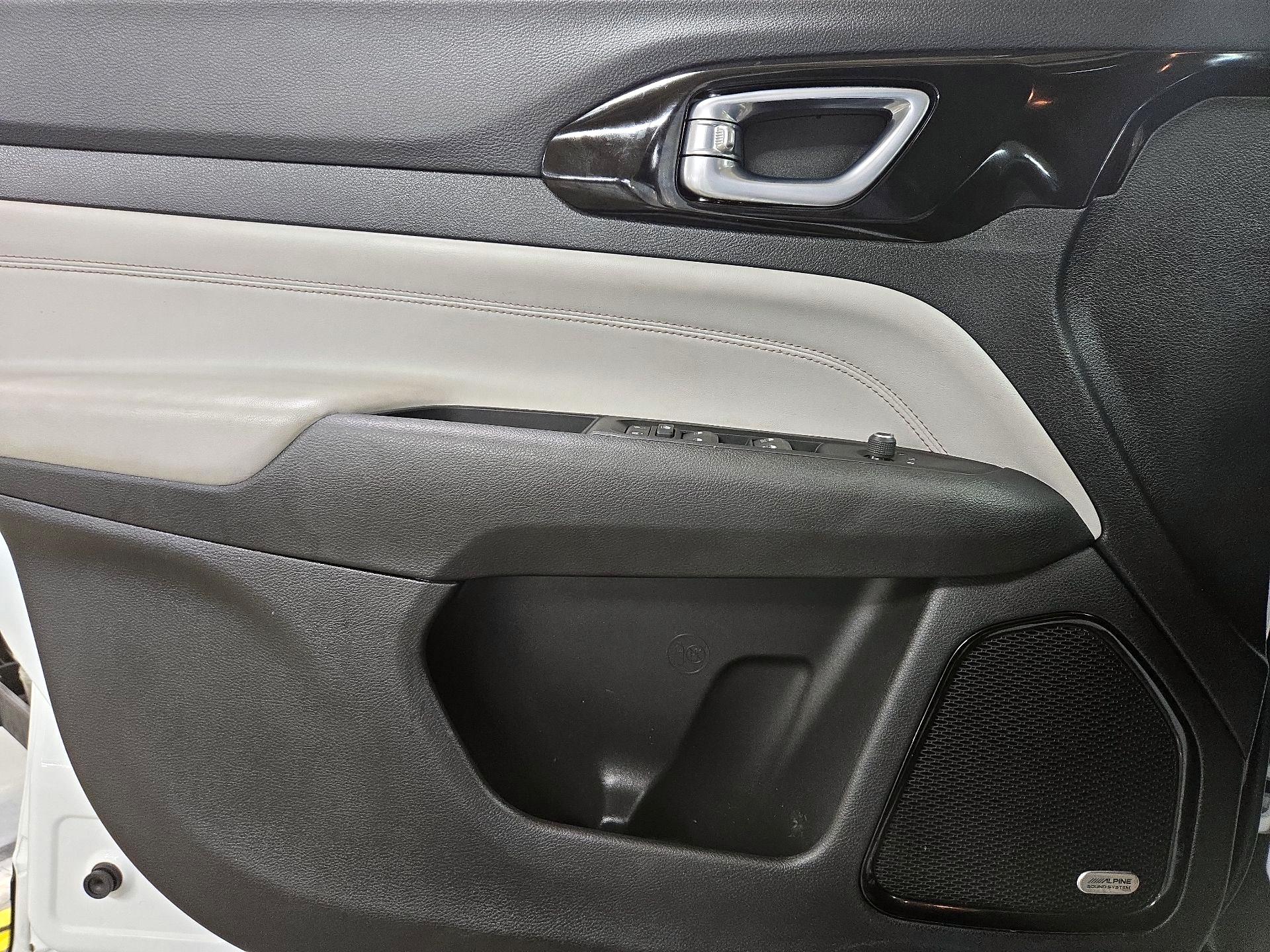 Thumbnail: 2022 Jeep Compass - 12