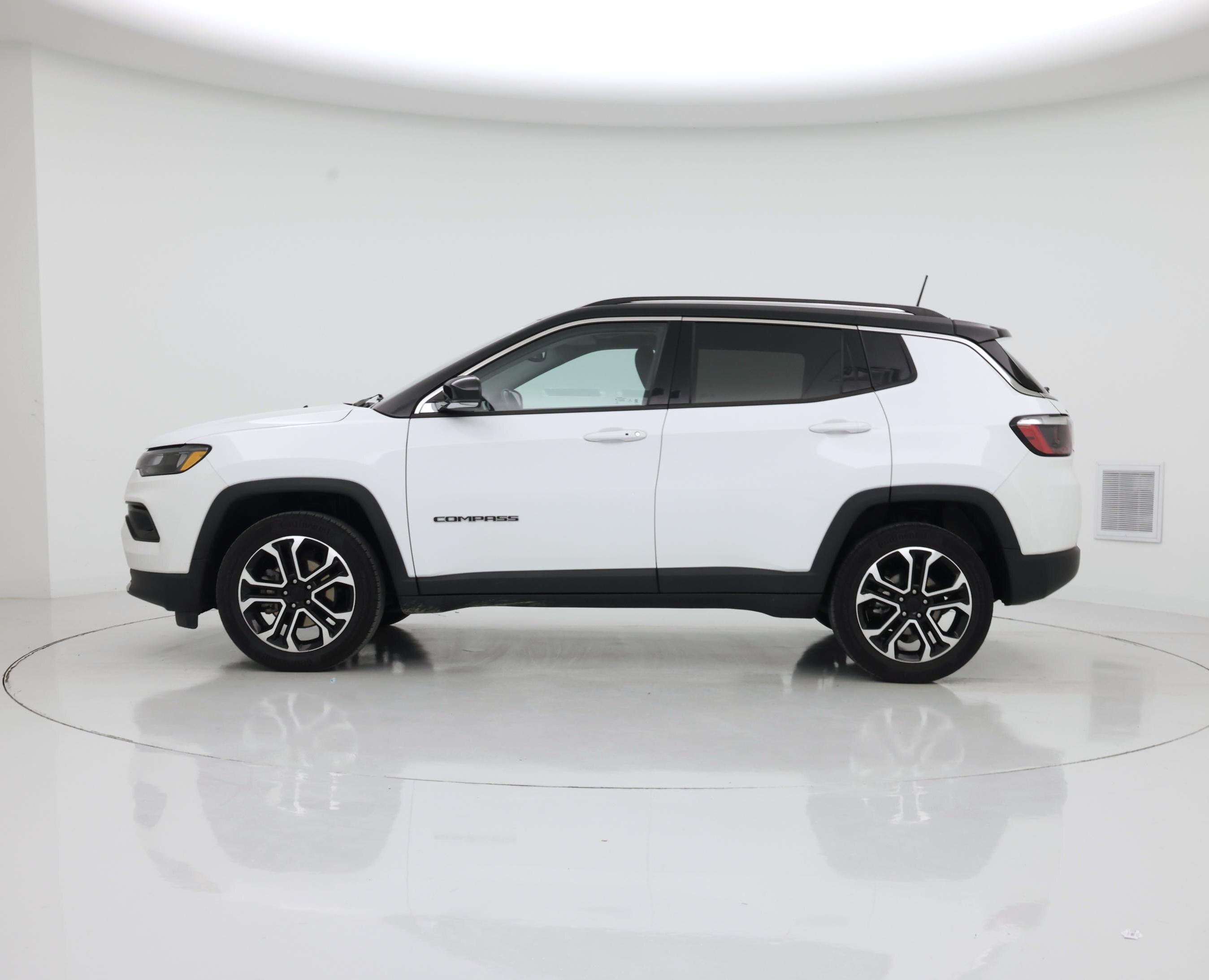 Thumbnail: 2022 Jeep Compass - 3