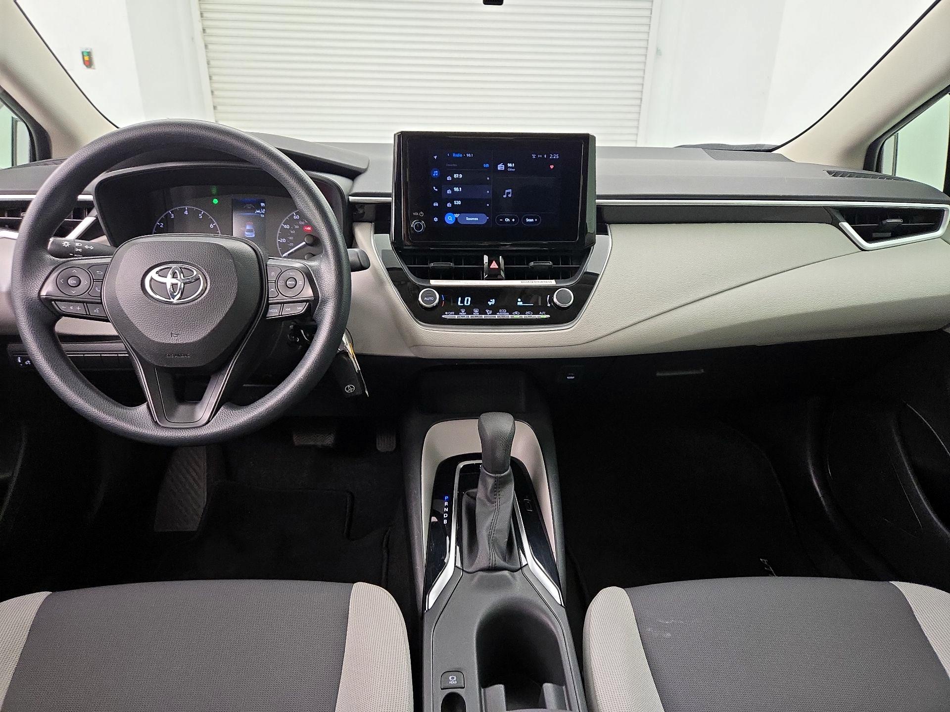 Thumbnail: 2023 Toyota Corolla - 9