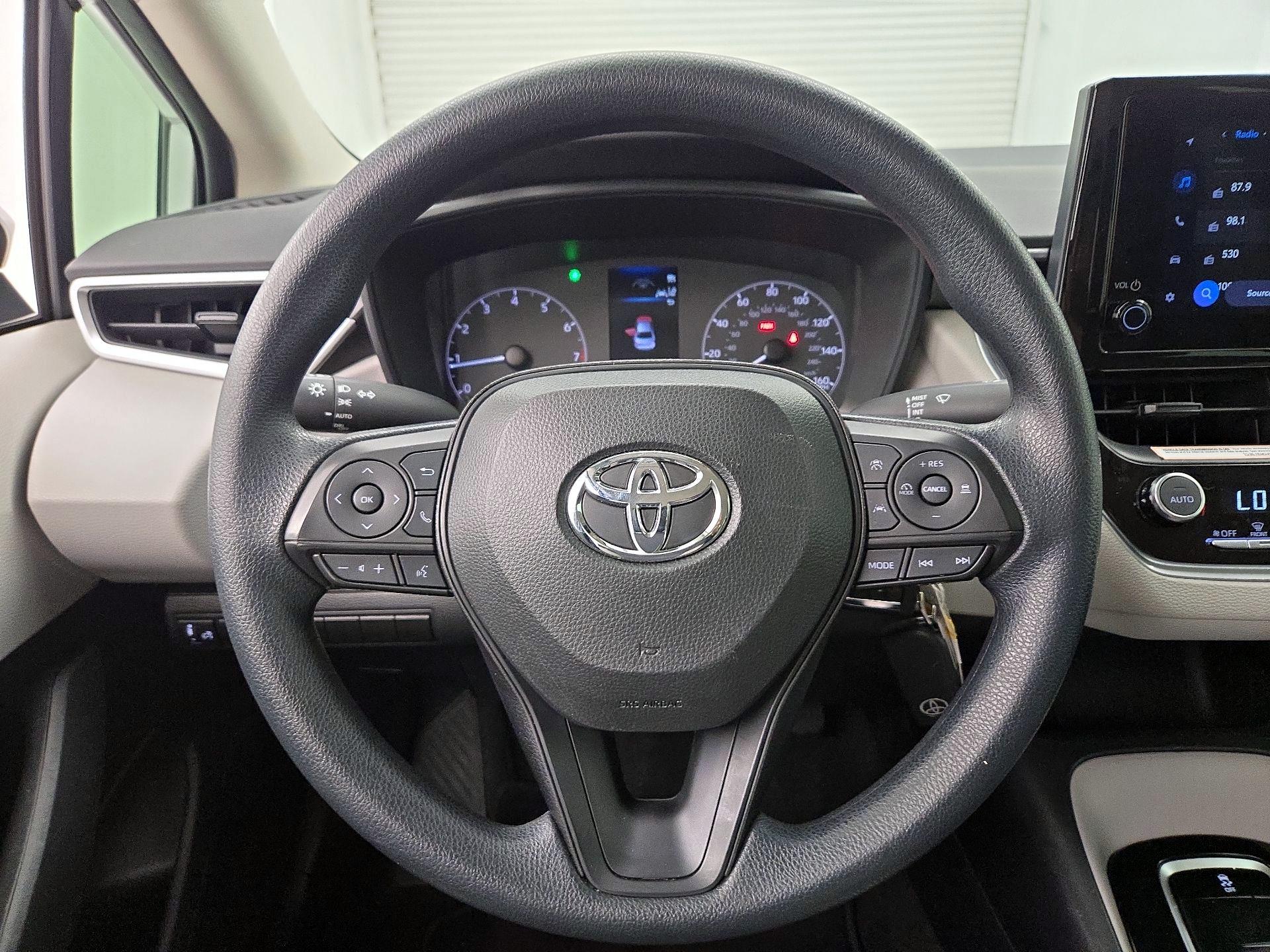 Thumbnail: 2023 Toyota Corolla - 10