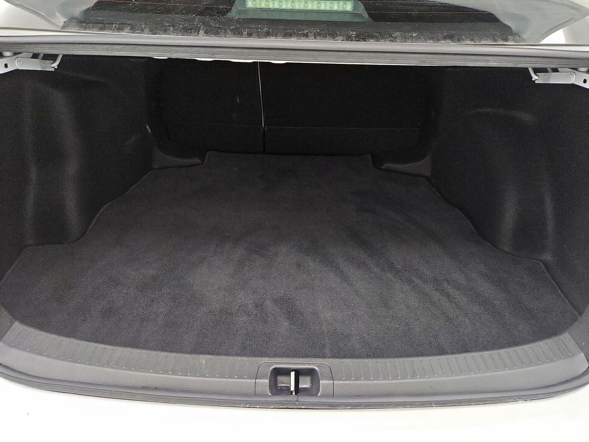 Thumbnail: 2023 Toyota Corolla - 19