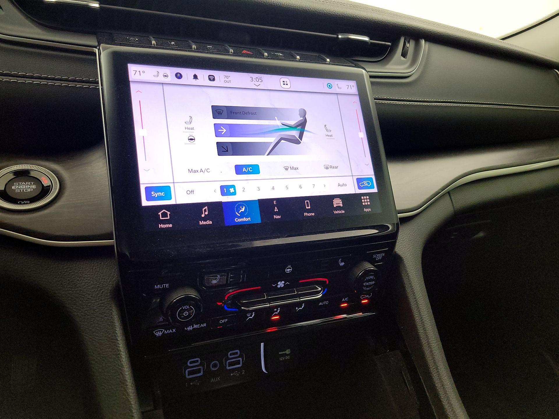 Thumbnail: 2023 Jeep Grand Cherokee - 17