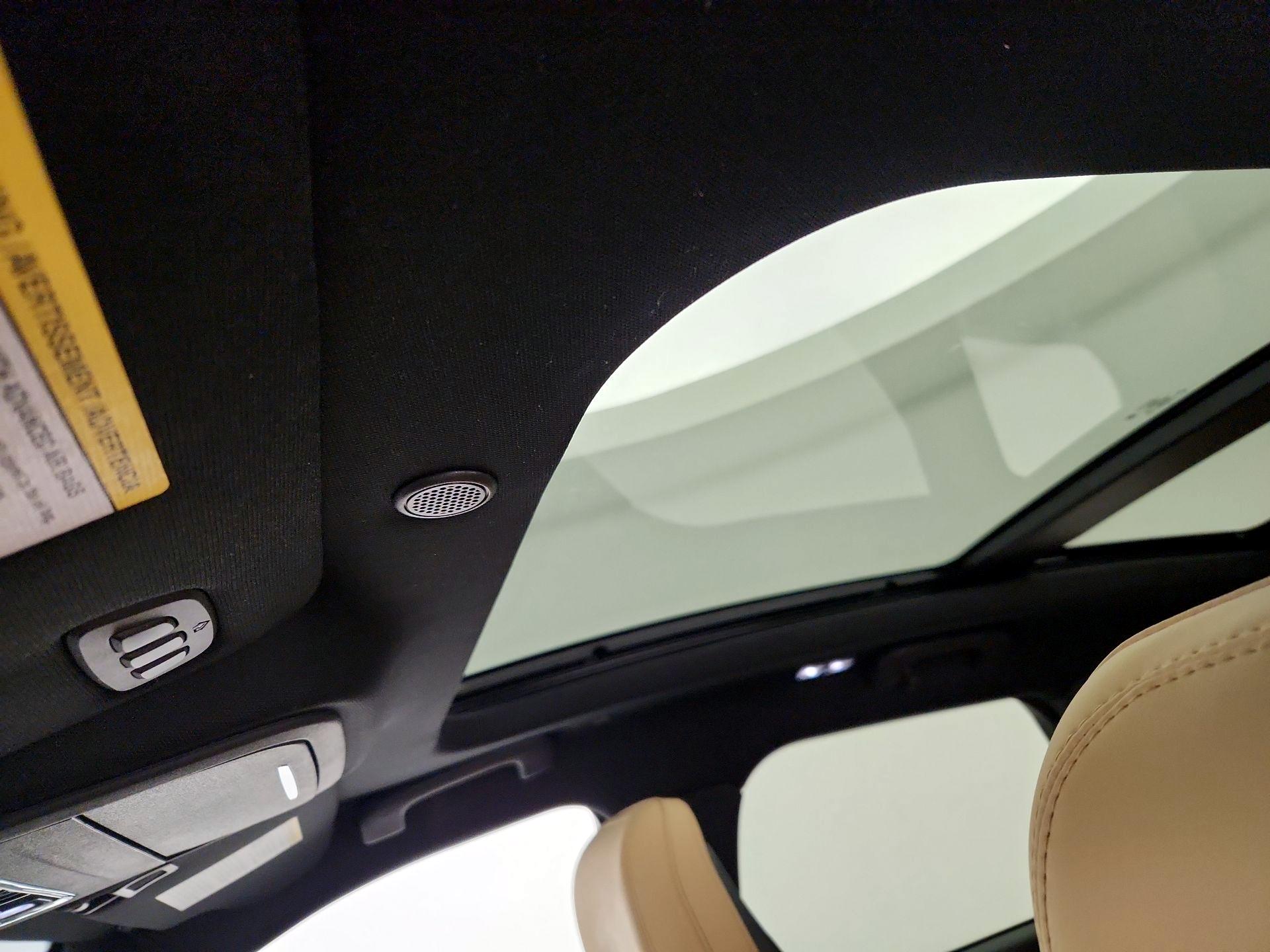 Thumbnail: 2020 Lincoln Corsair - 20