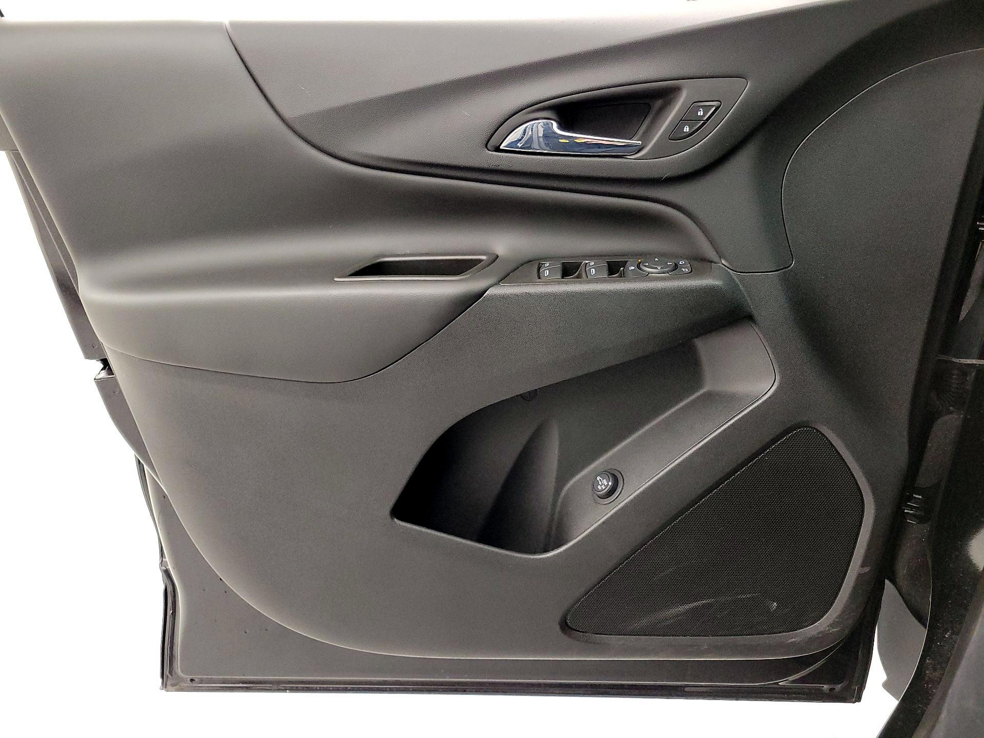 Thumbnail: 2023 Chevrolet Equinox - 12