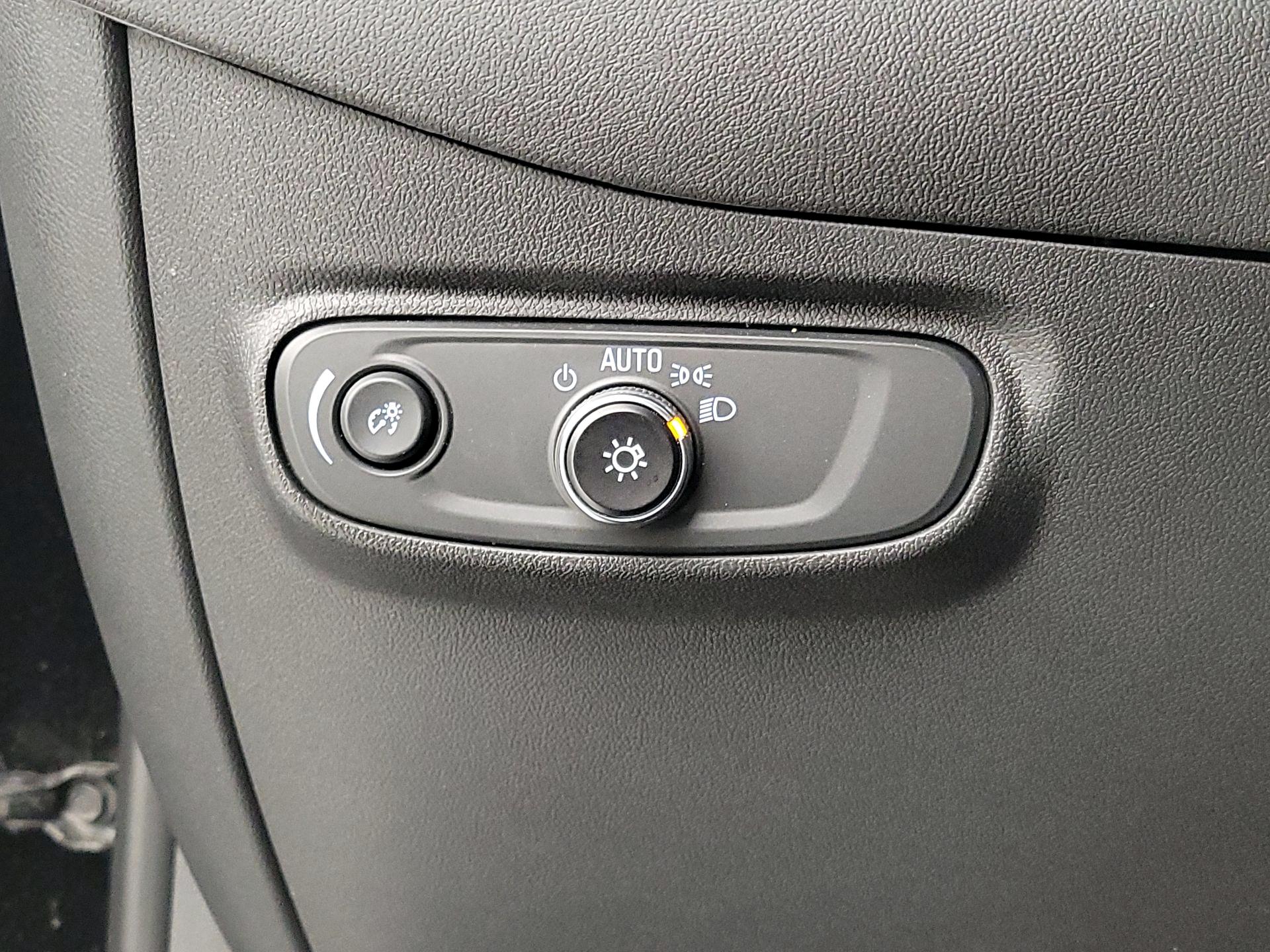 Thumbnail: 2023 Chevrolet Equinox - 13