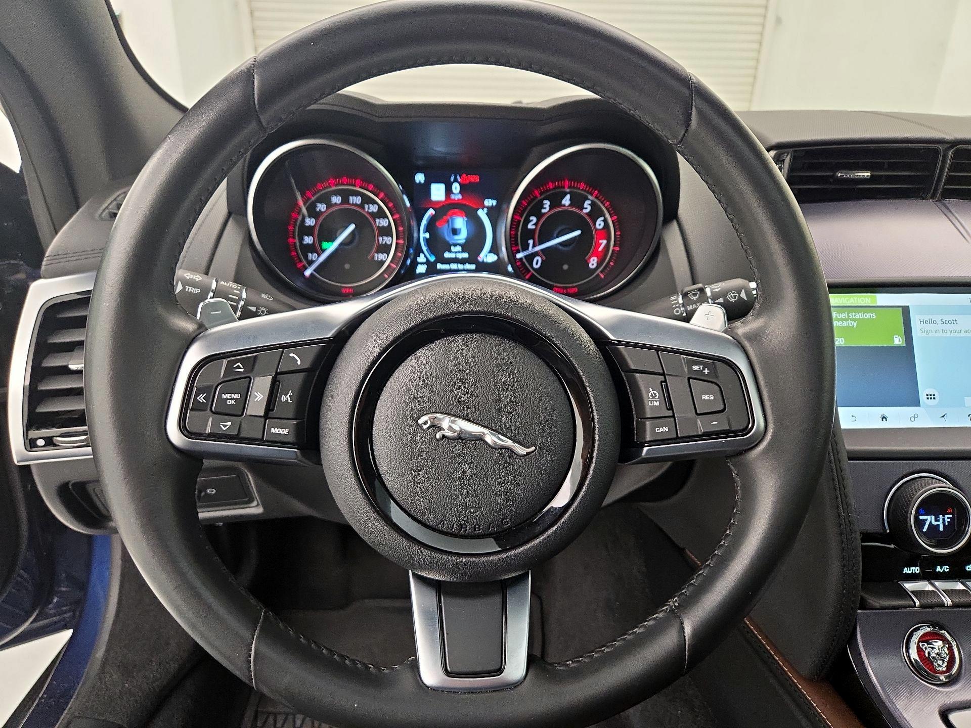 Thumbnail: 2020 Jaguar F-Type - 10