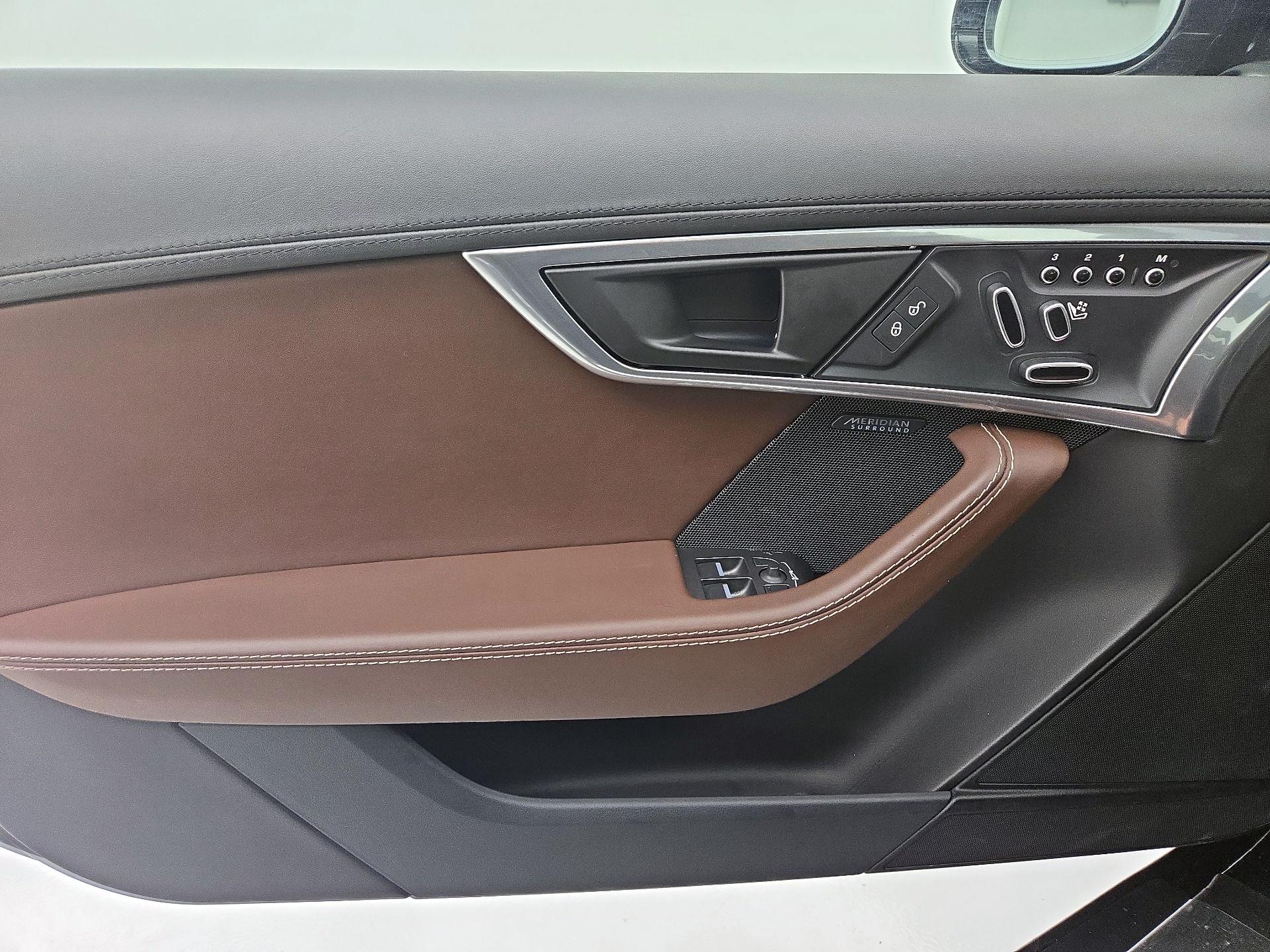 Thumbnail: 2020 Jaguar F-Type - 12