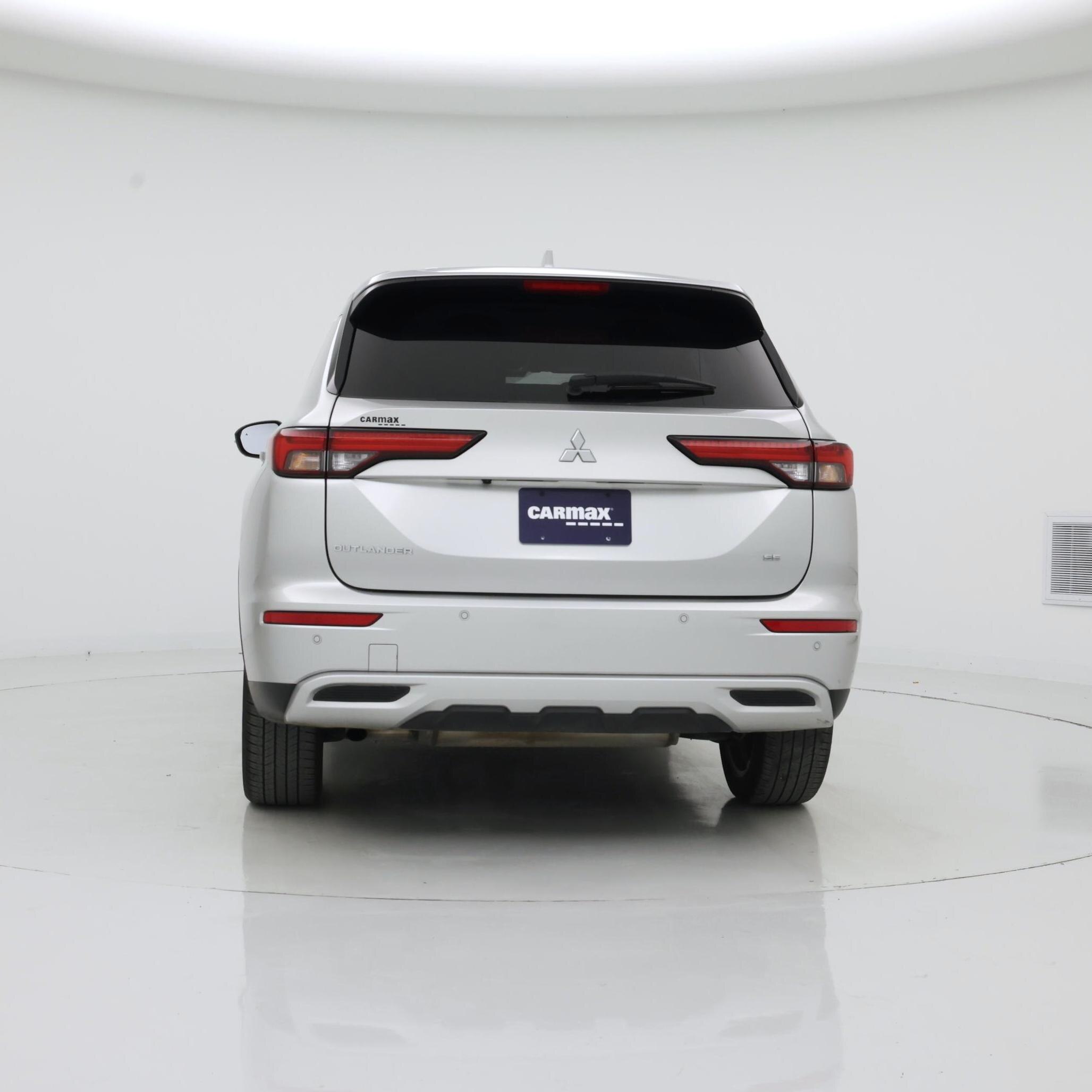 Thumbnail: 2024 Mitsubishi Outlander - 6