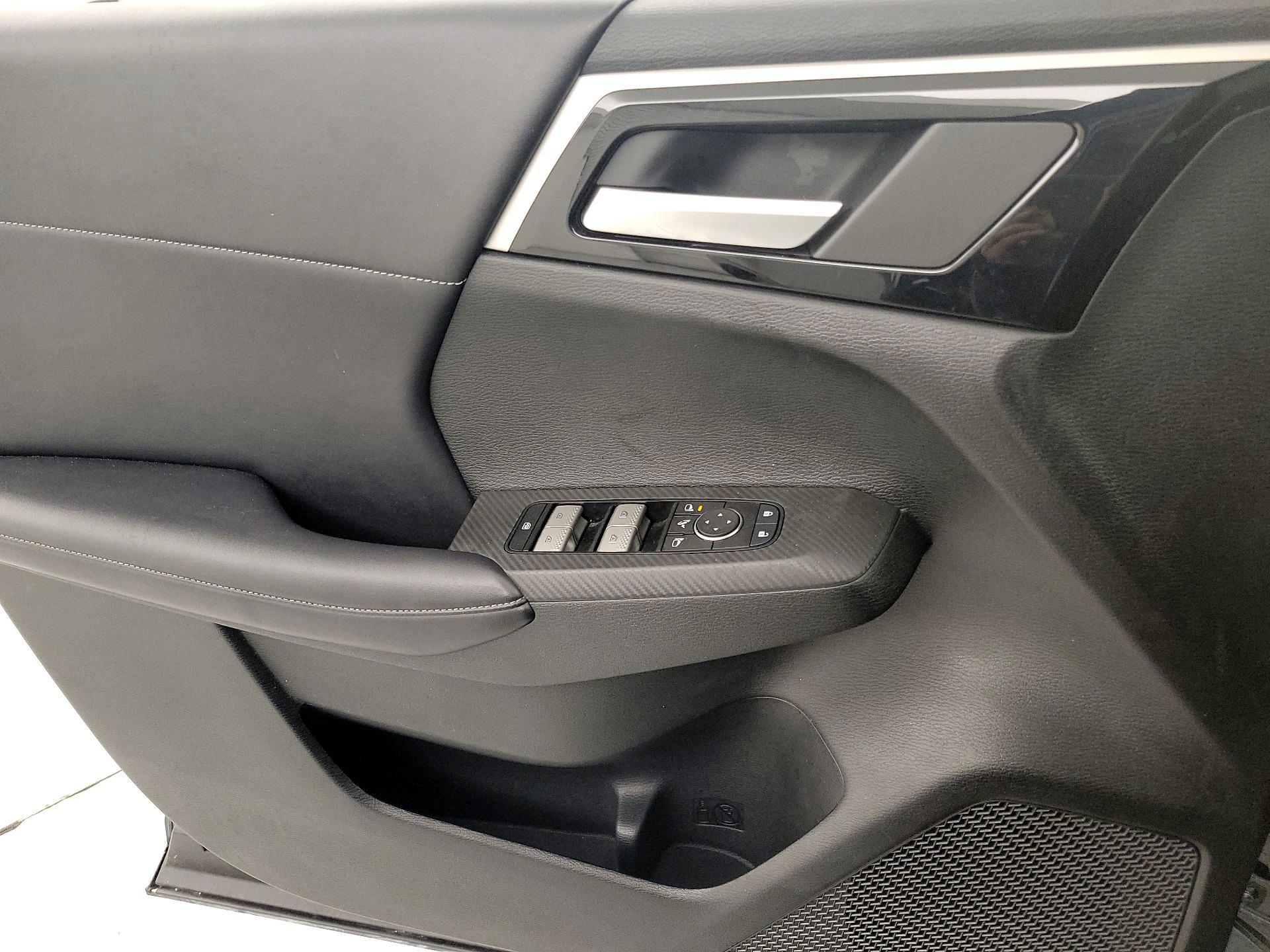 Thumbnail: 2024 Mitsubishi Outlander - 12