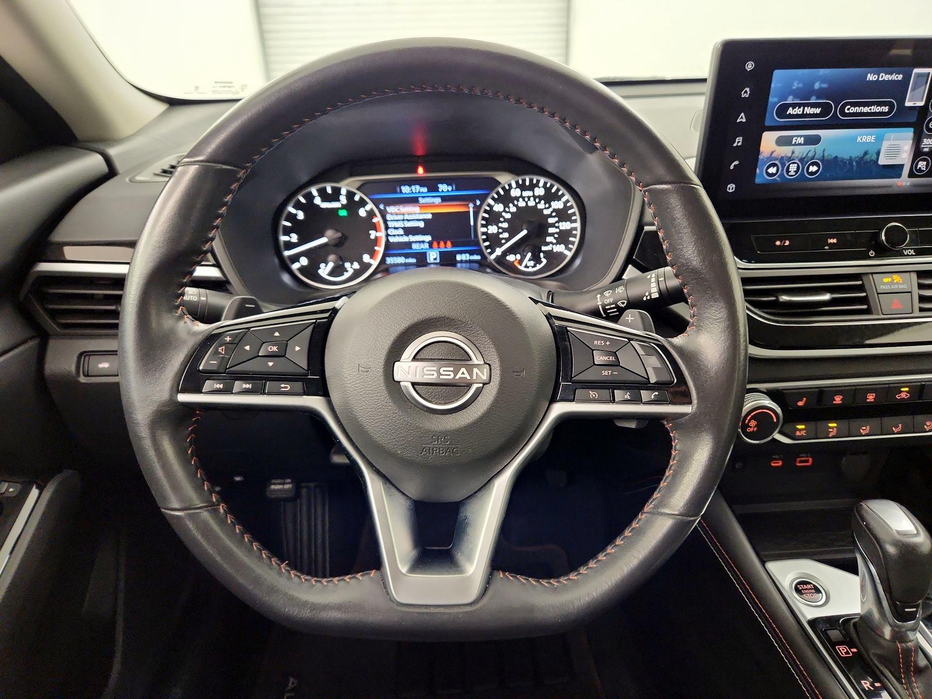 Thumbnail: 2023 Nissan Altima - 10