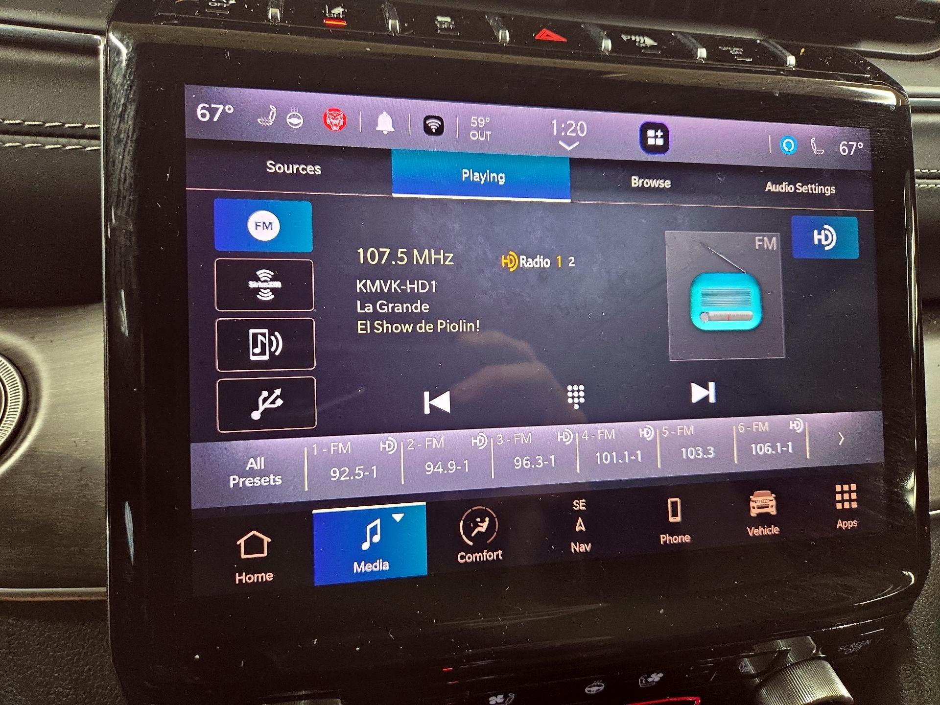 Thumbnail: 2023 Jeep Grand Cherokee - 16