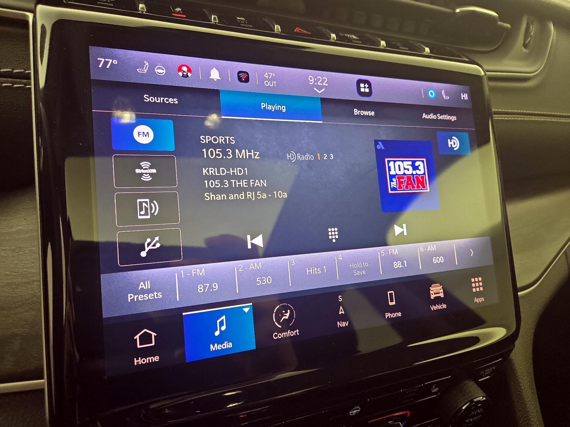 Thumbnail: 2022 Jeep Grand Cherokee - 16