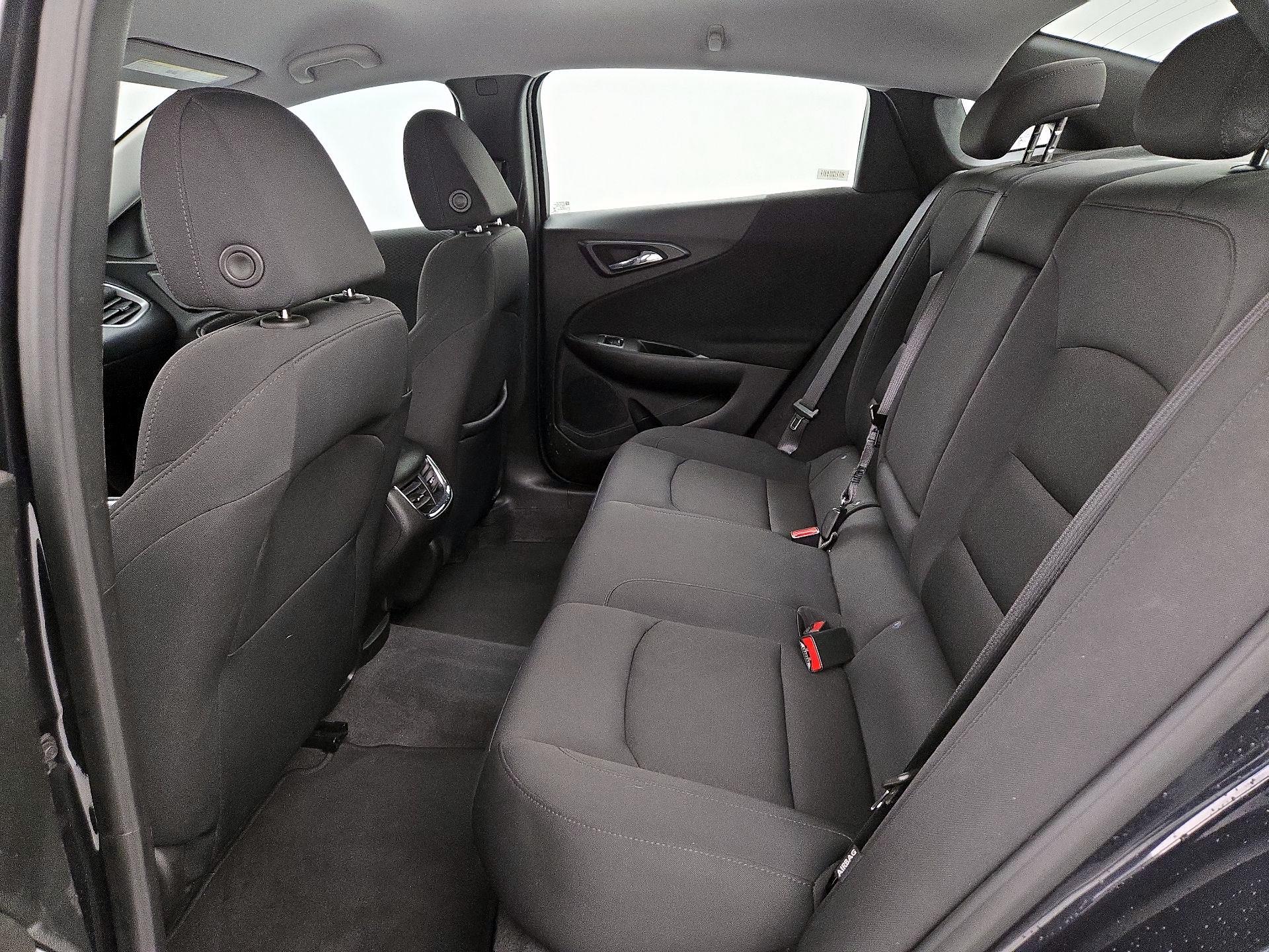 Thumbnail: 2023 Chevrolet Malibu - 18