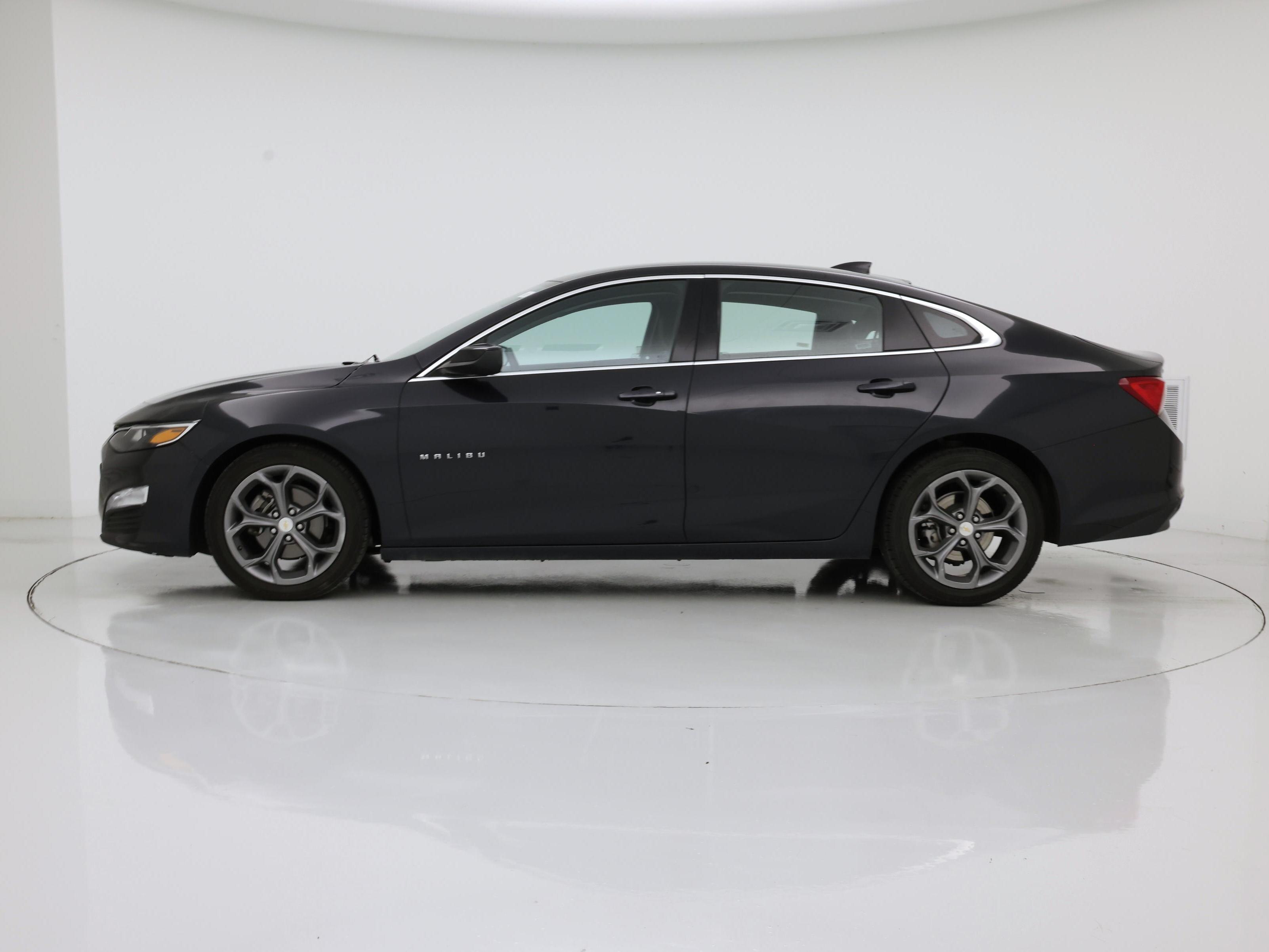 Thumbnail: 2023 Chevrolet Malibu - 3