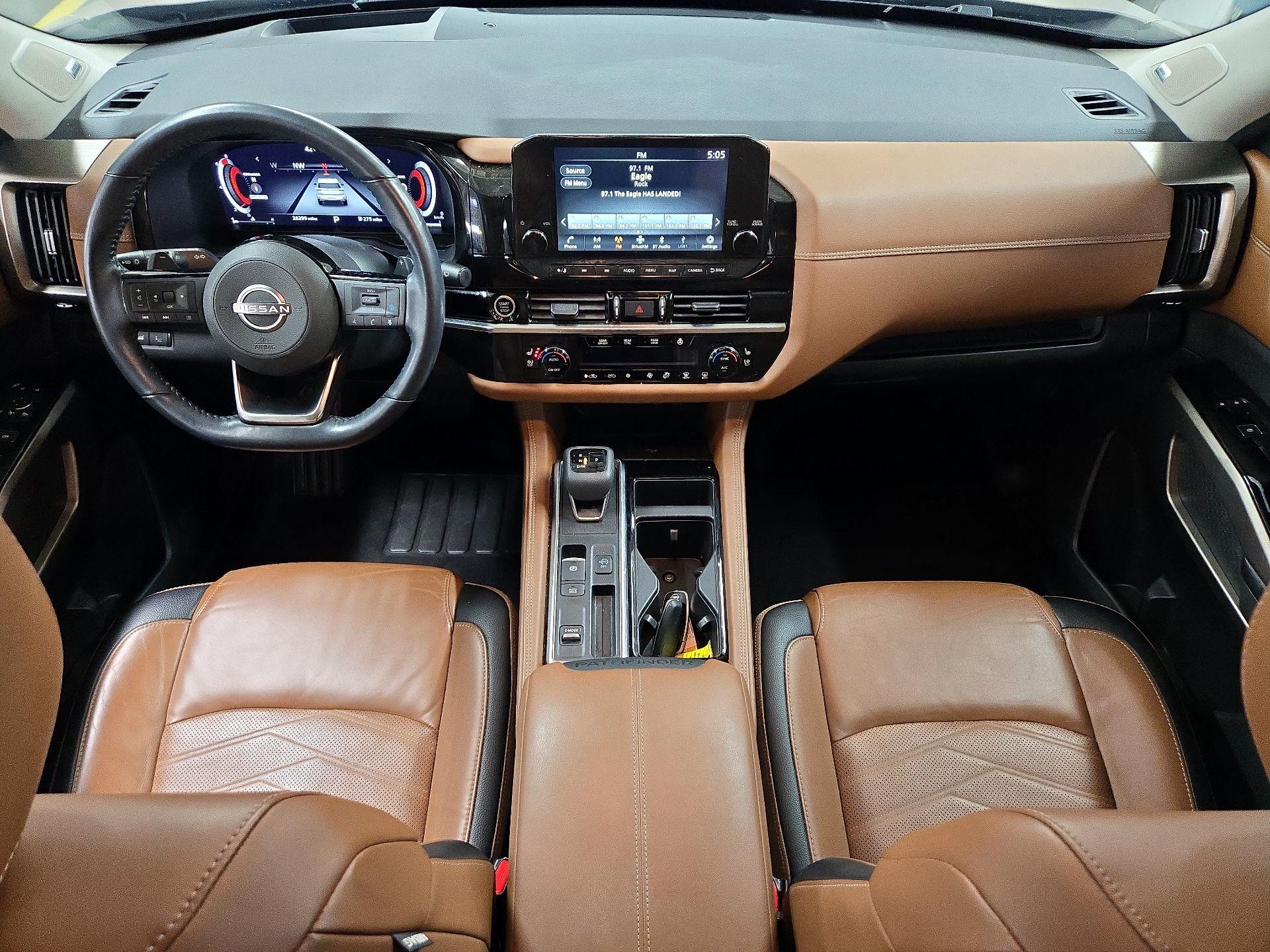 Thumbnail: 2023 Nissan Pathfinder - 9