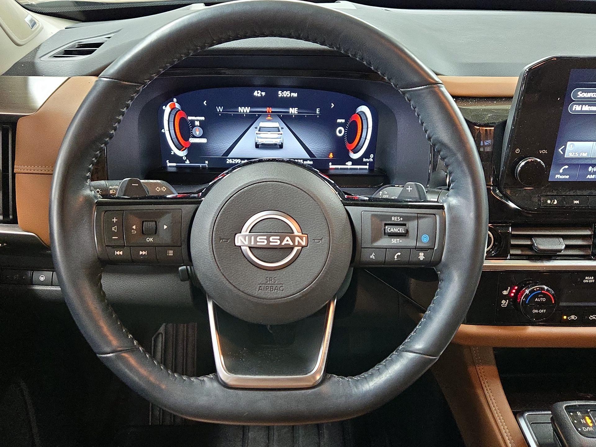 Thumbnail: 2023 Nissan Pathfinder - 10