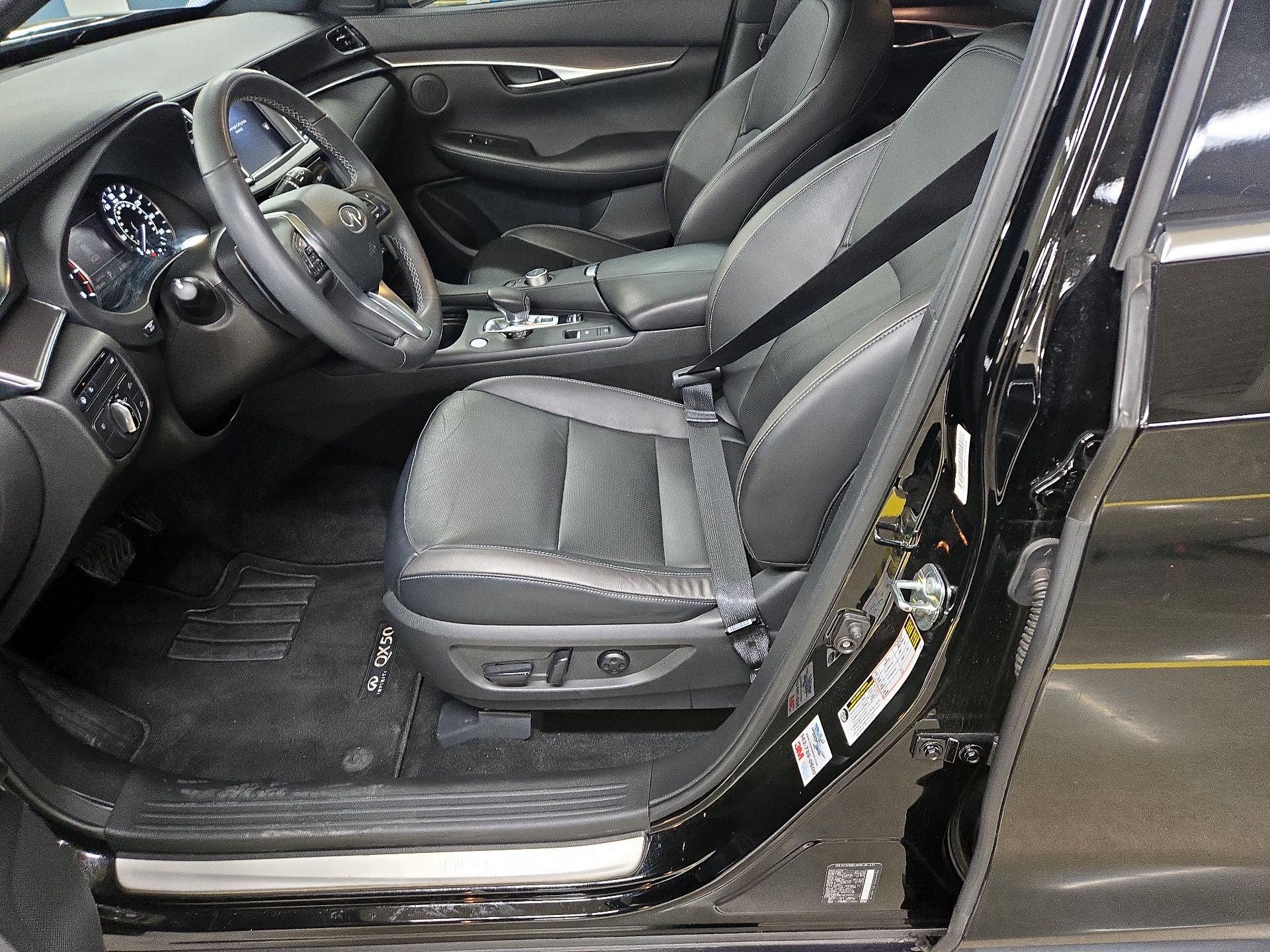 Thumbnail: 2022 INFINITI QX50 - 11