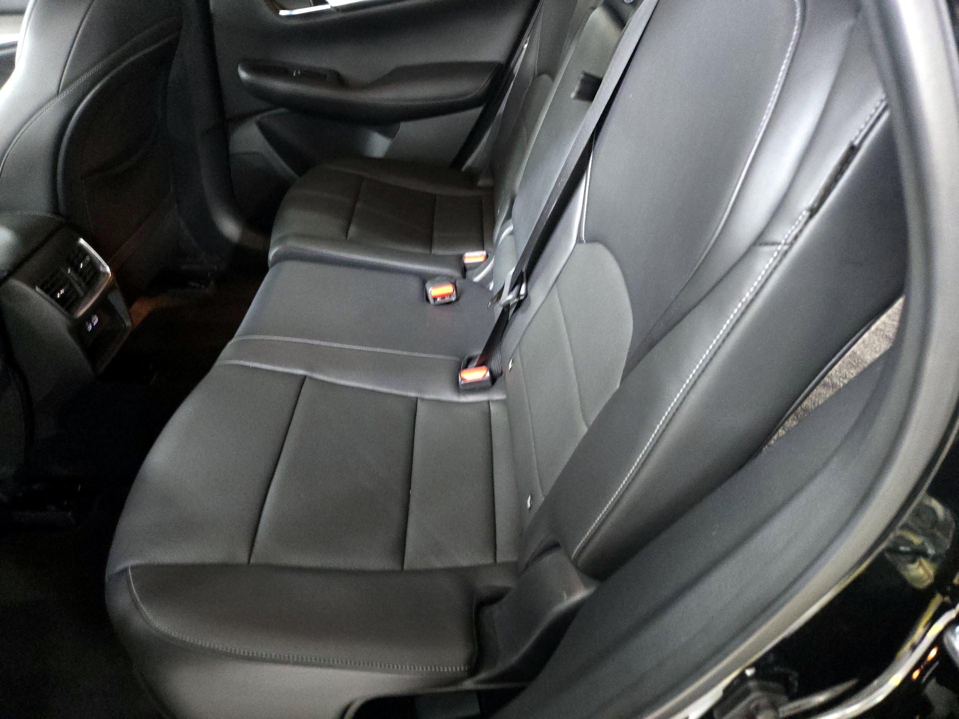 Thumbnail: 2022 INFINITI QX50 - 17