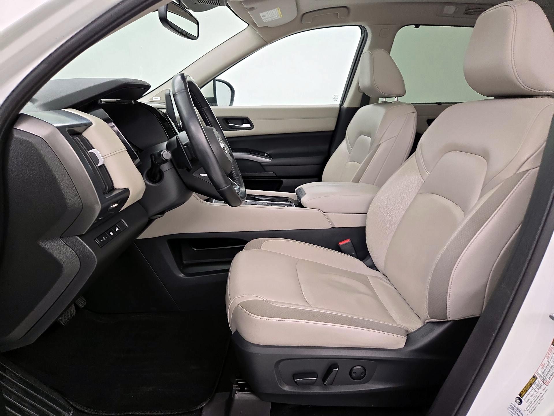 Thumbnail: 2022 Nissan Pathfinder - 11