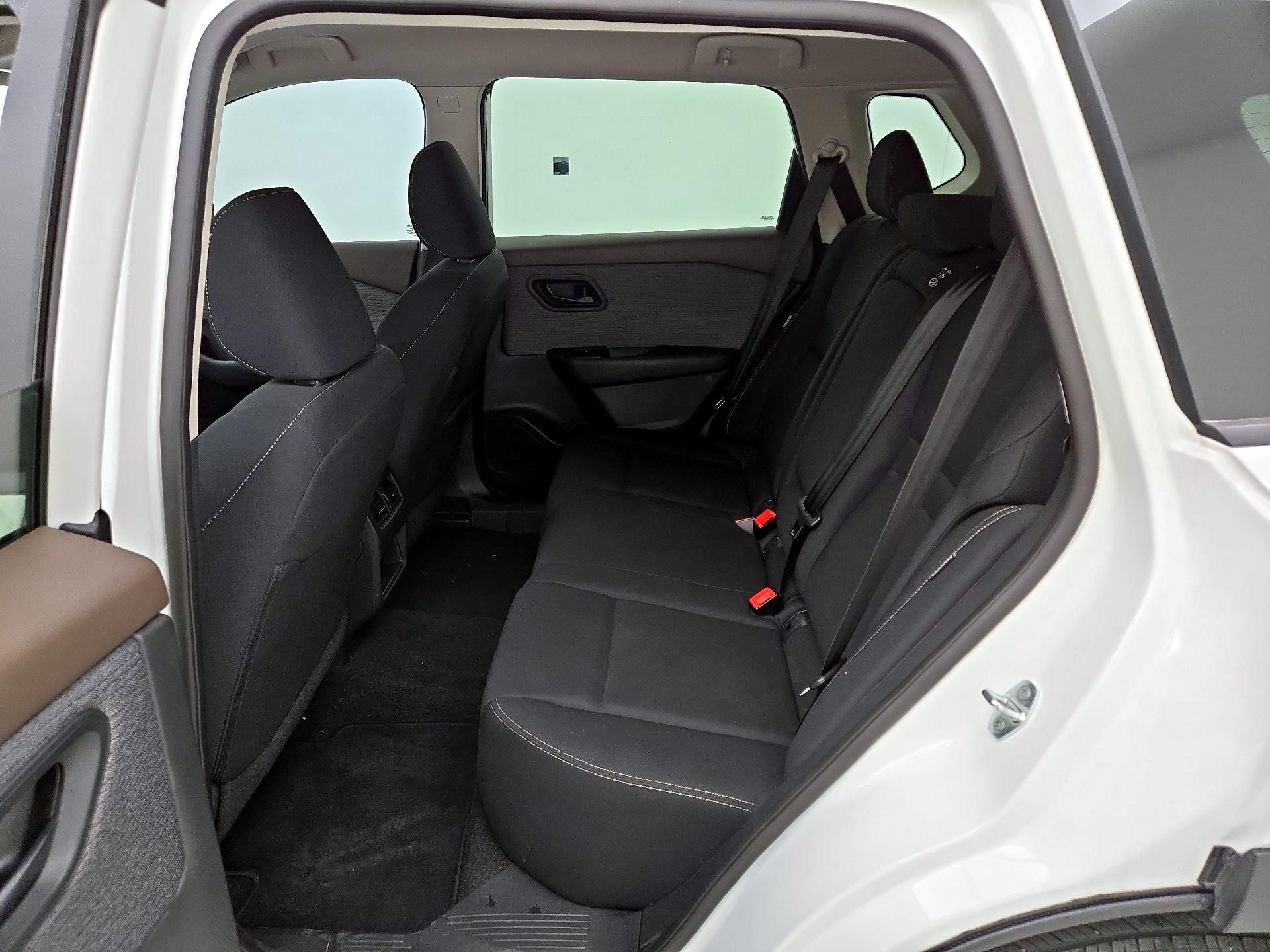 Thumbnail: 2023 Nissan Rogue - 19