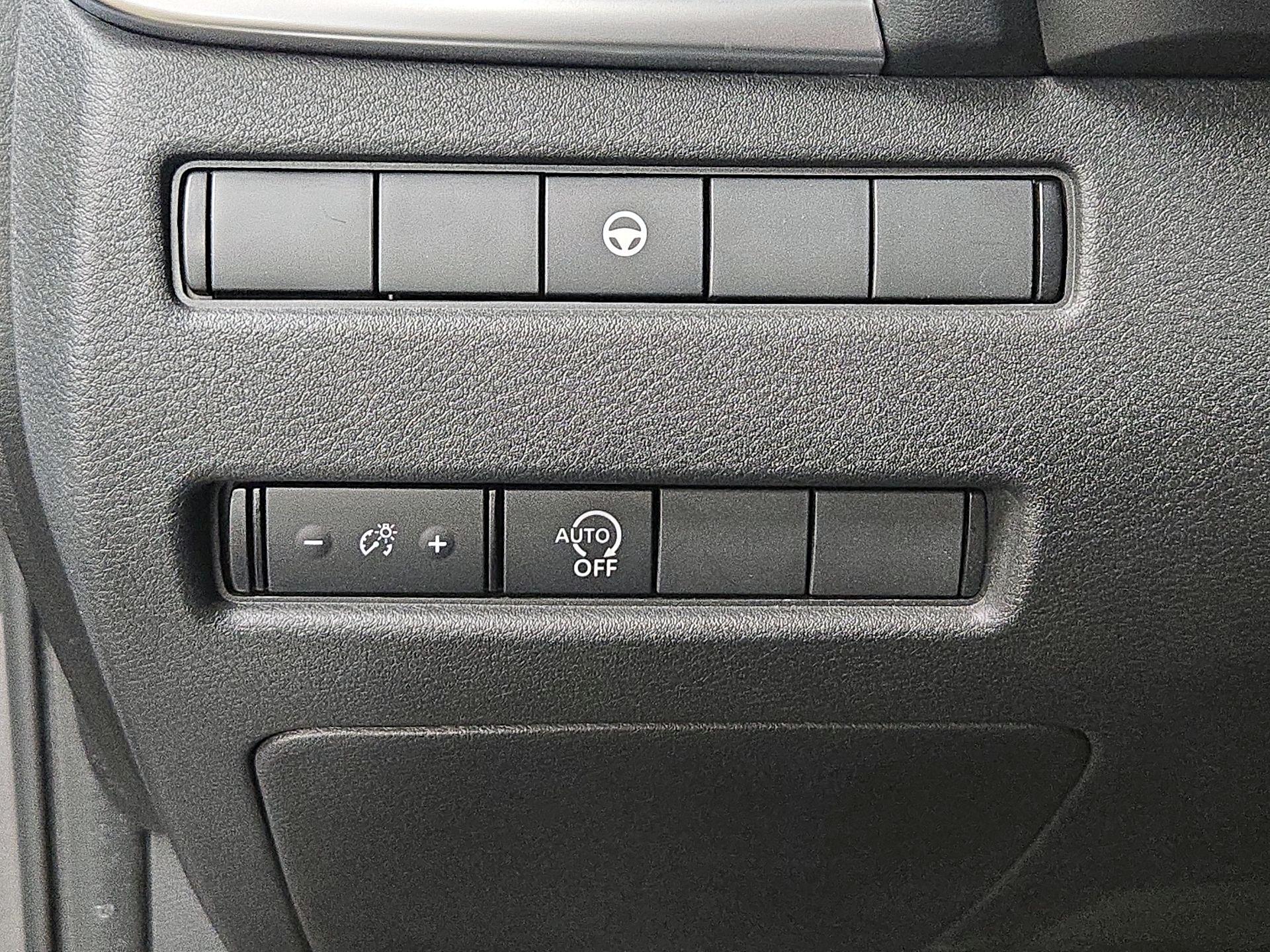 Thumbnail: 2023 Nissan Rogue - 13