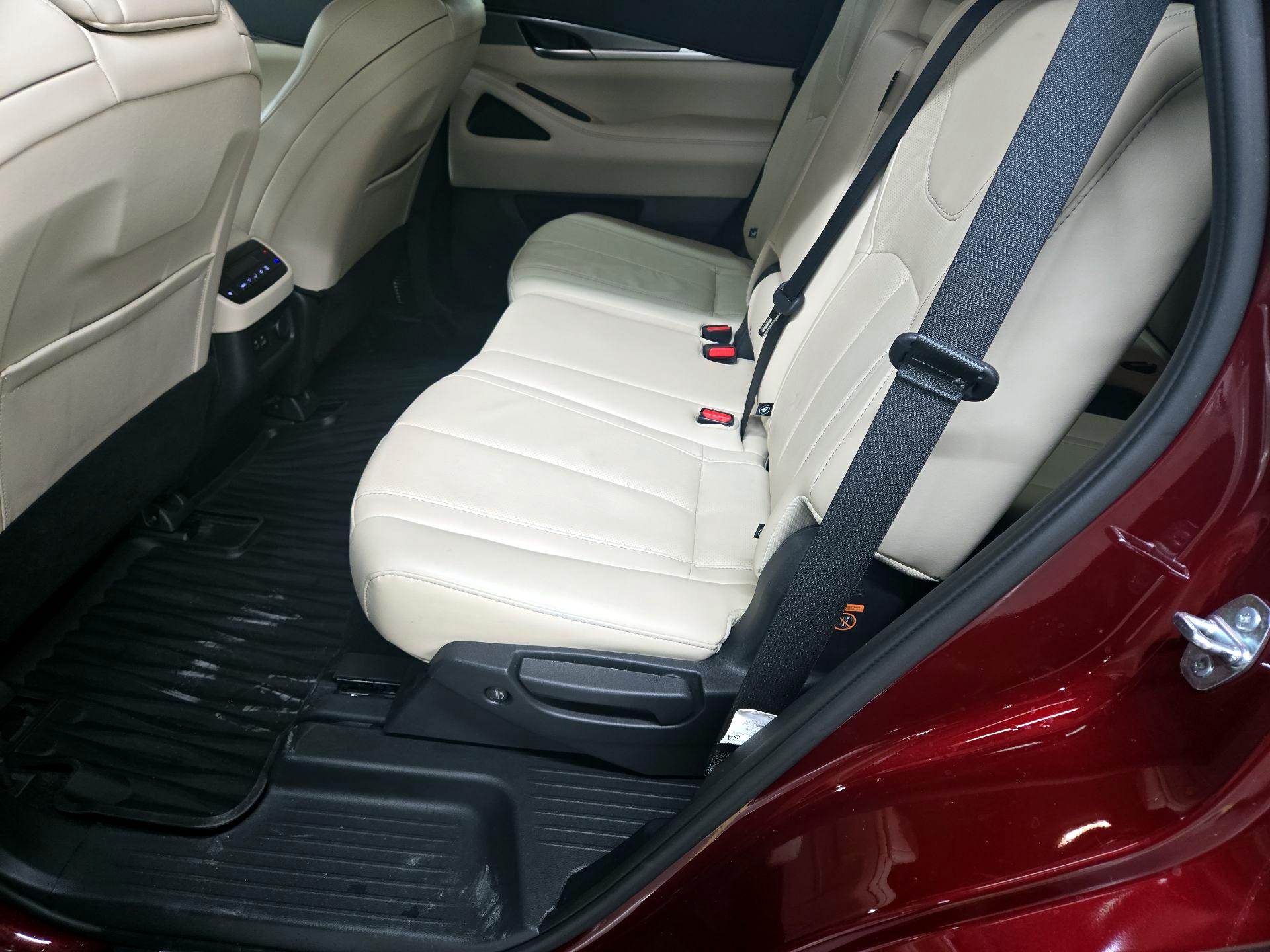 Thumbnail: 2023 INFINITI QX60 - 18